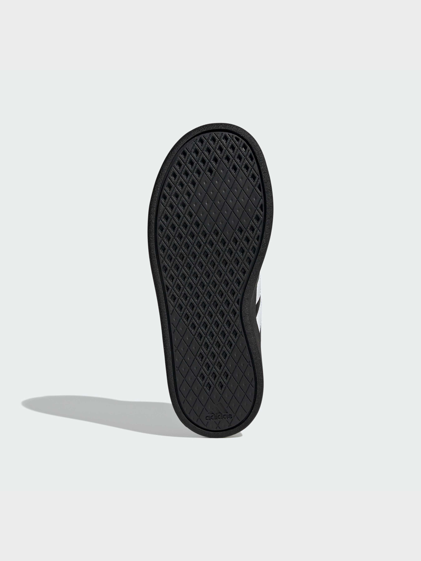 Кросівки повсякденні Adidas модель IE3793 Фото