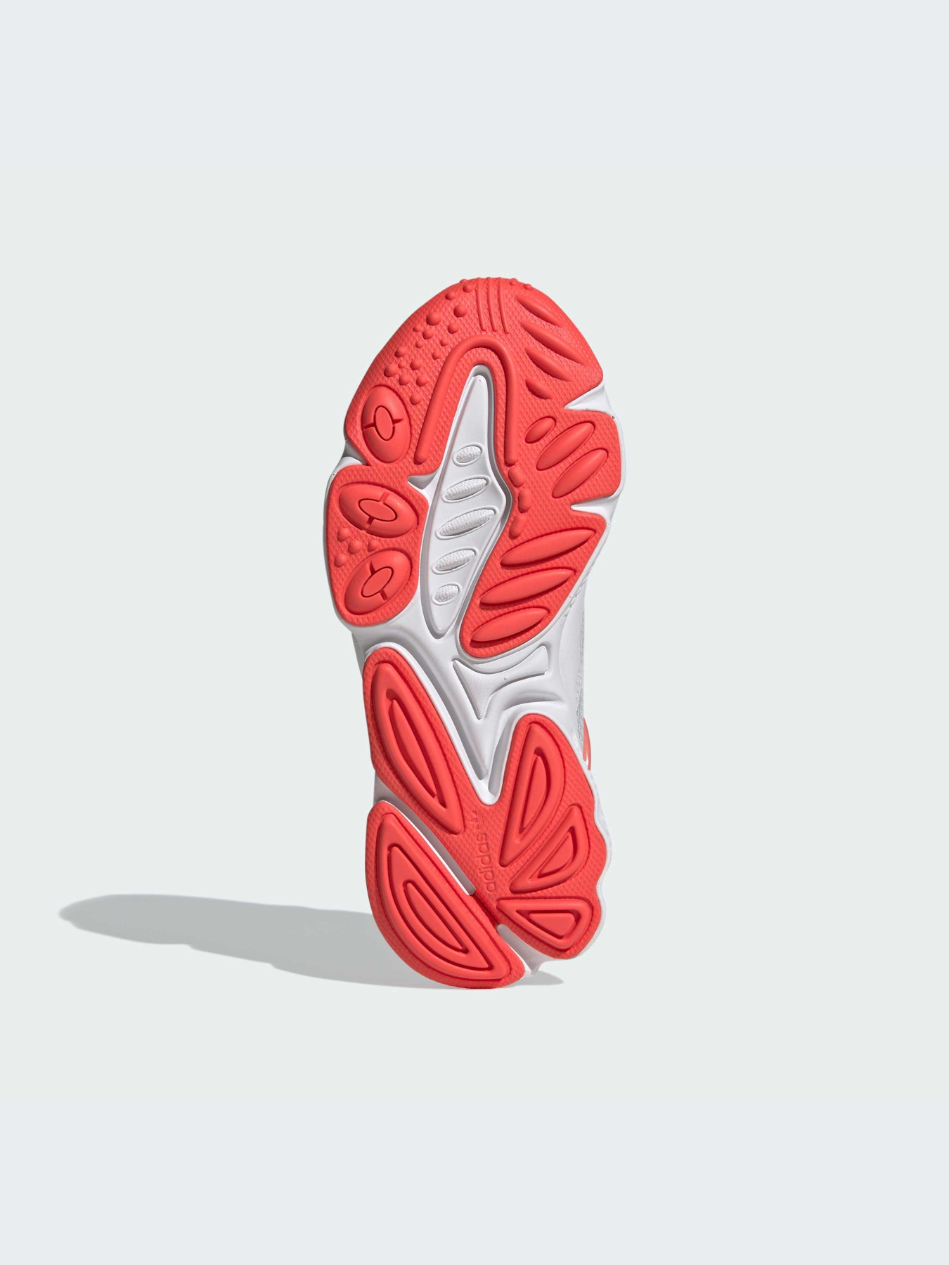 Кроссовки повседневные Adidas Ozweego модель IE5656 Кроссовки повседневные Adidas Ozweego модель IE5656 Фото