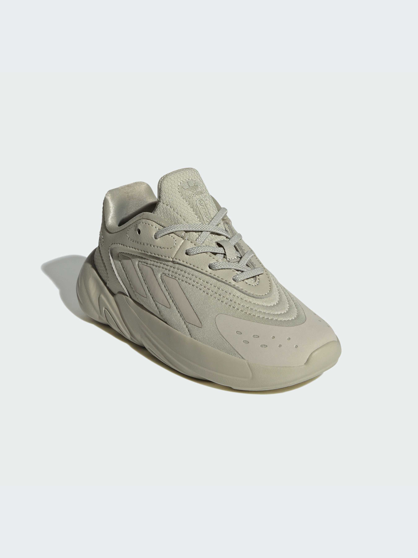 Кросівки Adidas Ozweego модель IE2803 Фото