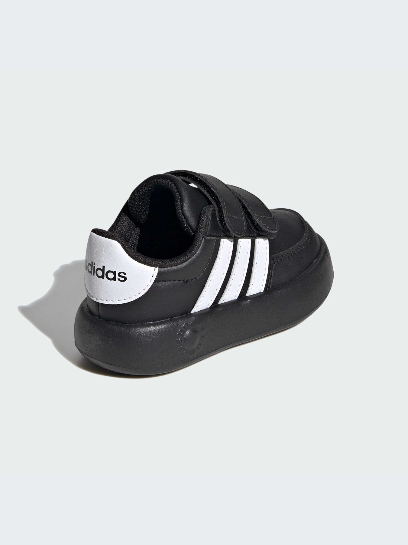 Кросівки повсякденні Adidas модель ID5277 Фото