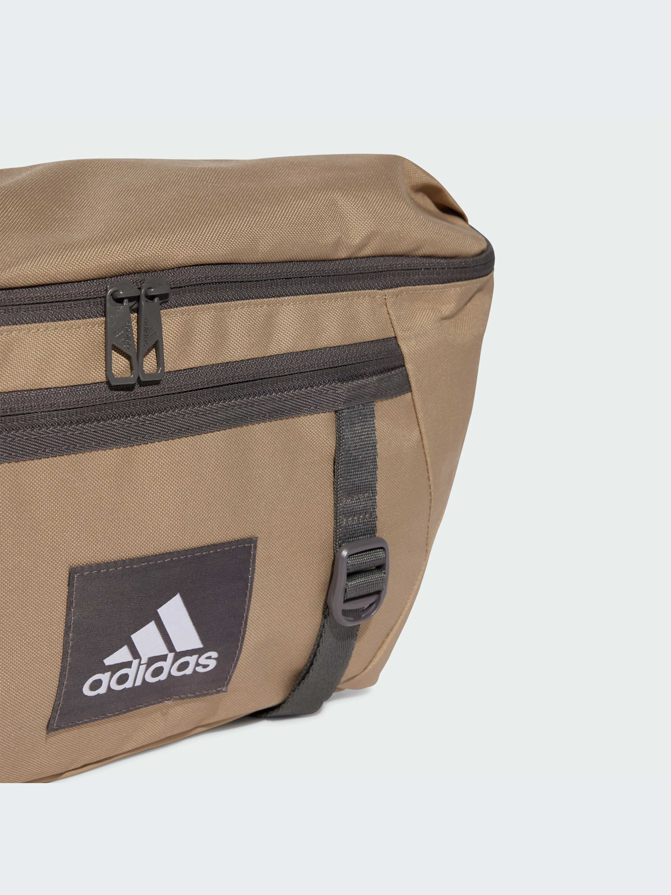 Поясна сумка Adidas модель IW9803 Поясна сумка Adidas модель IW9803 Фото