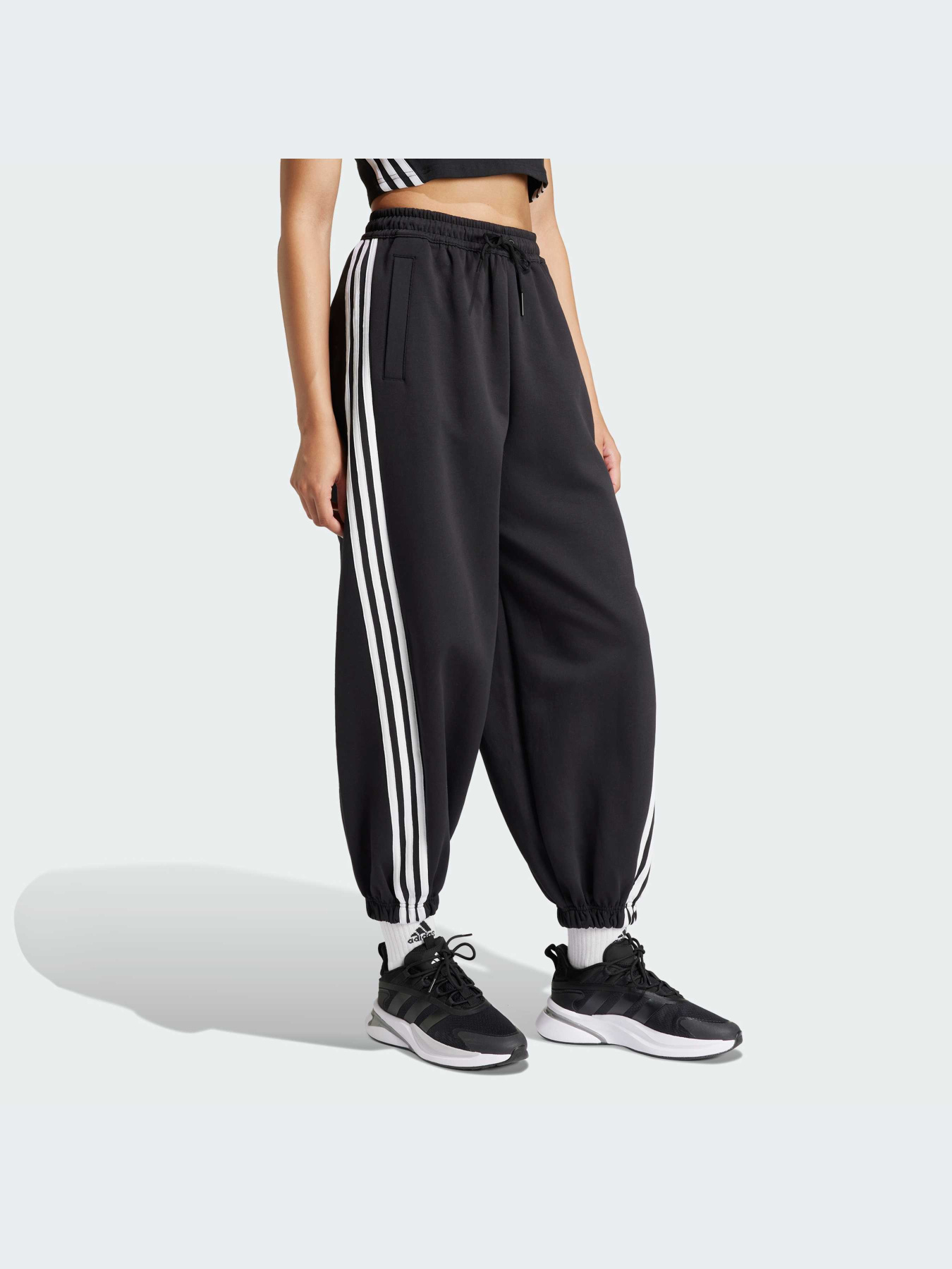 Джогери Adidas 3 Stripes модель IV7510 Джогери Adidas 3 Stripes модель IV7510 Фото