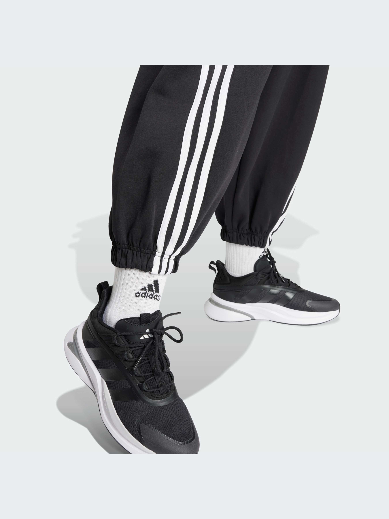 Джогери Adidas 3 Stripes модель IV7510 Джогери Adidas 3 Stripes модель IV7510 Фото