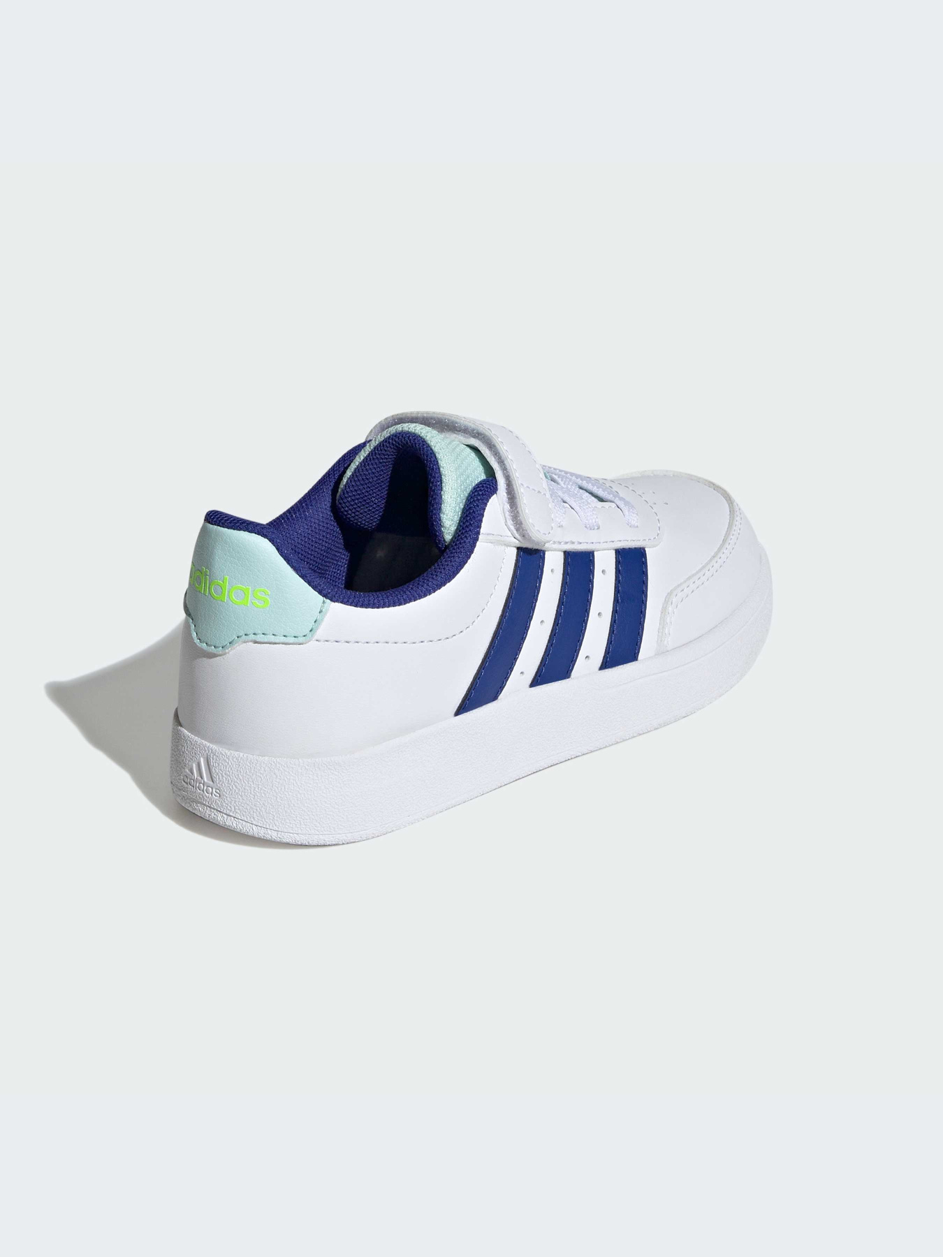Кроссовки Adidas модель IE3789 Фото