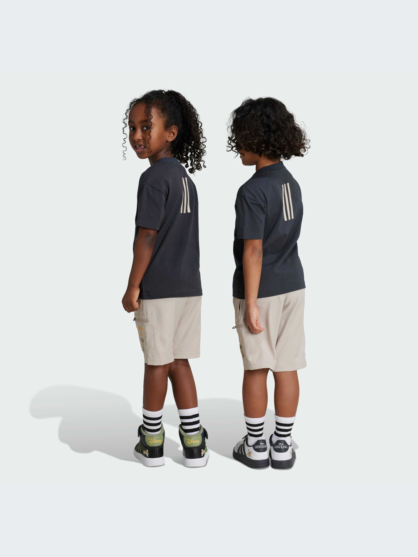 Спортивный комплект Adidas x Disney модель IV9639 Фото