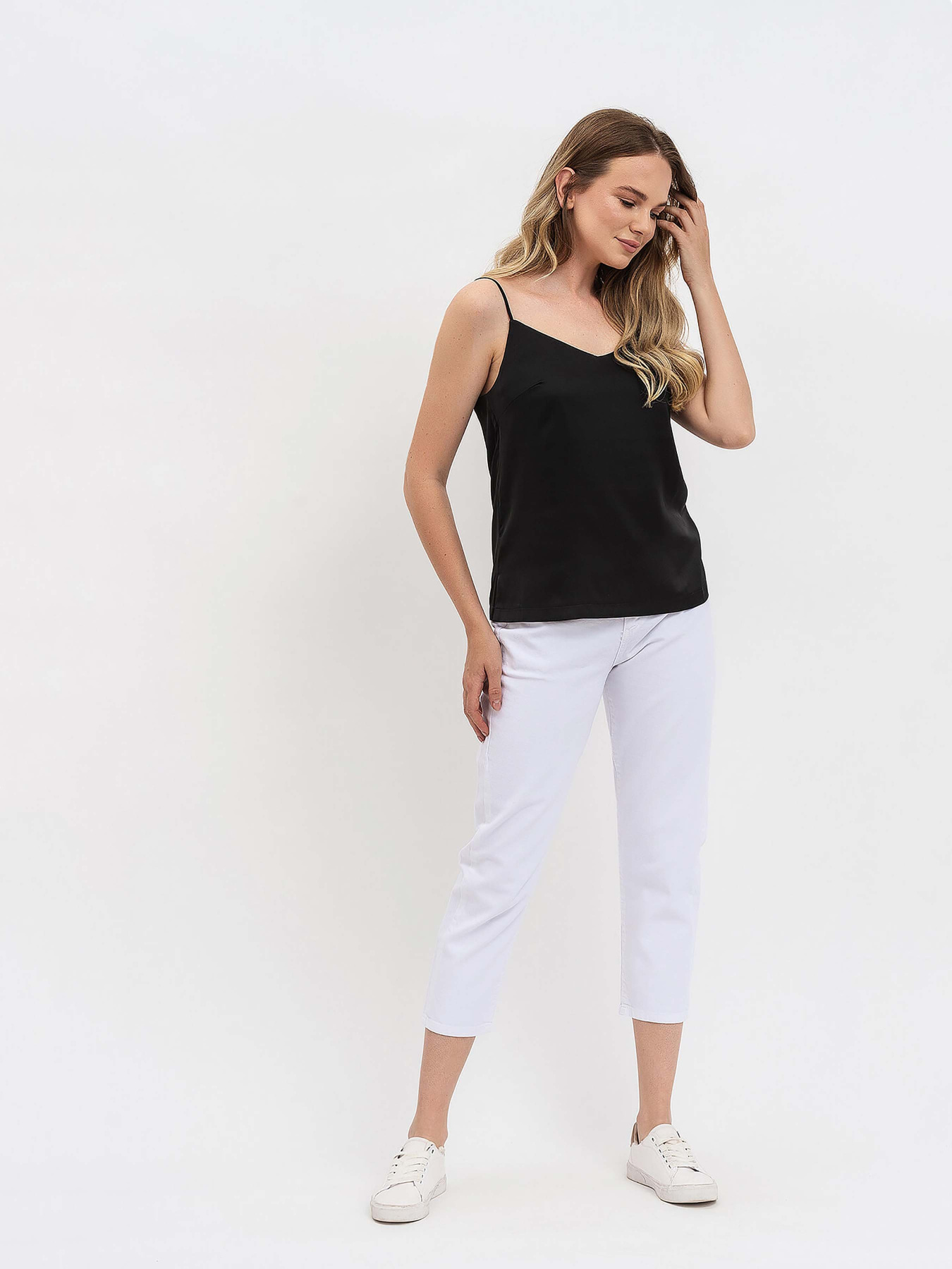 Майка Lesia модель Loyan03BlackSHRTWLS Фото