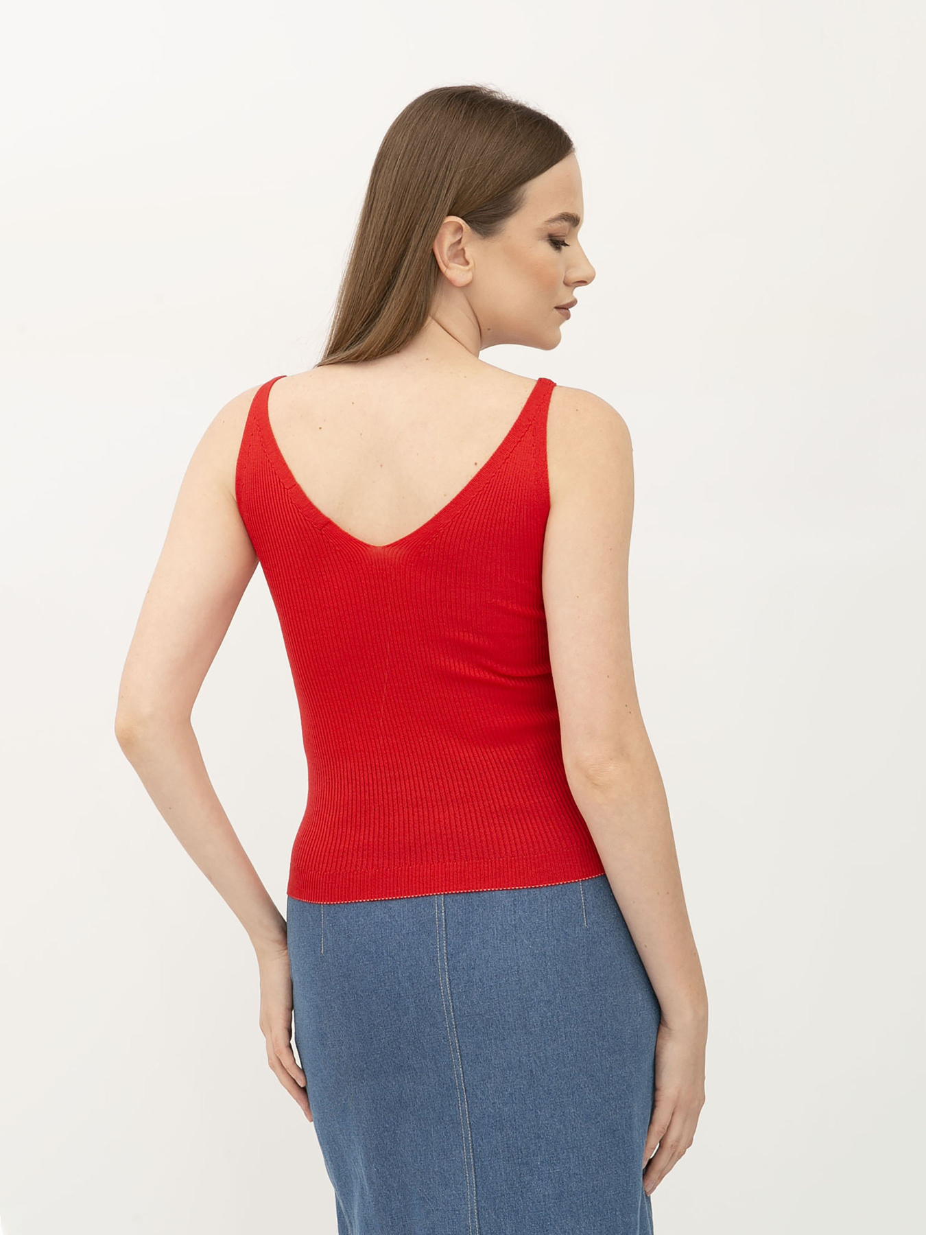 Майка Lesia модель 24100506RedSHRTWLS Майка Lesia модель 24100506RedSHRTWLS Фото