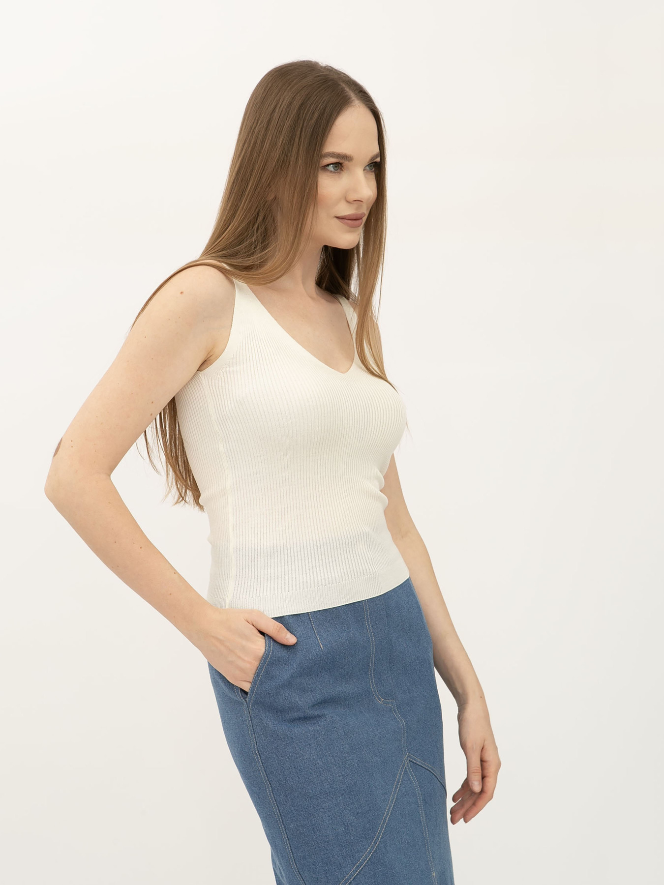 Майка Lesia модель 24100501MilkSHRTWLS Фото