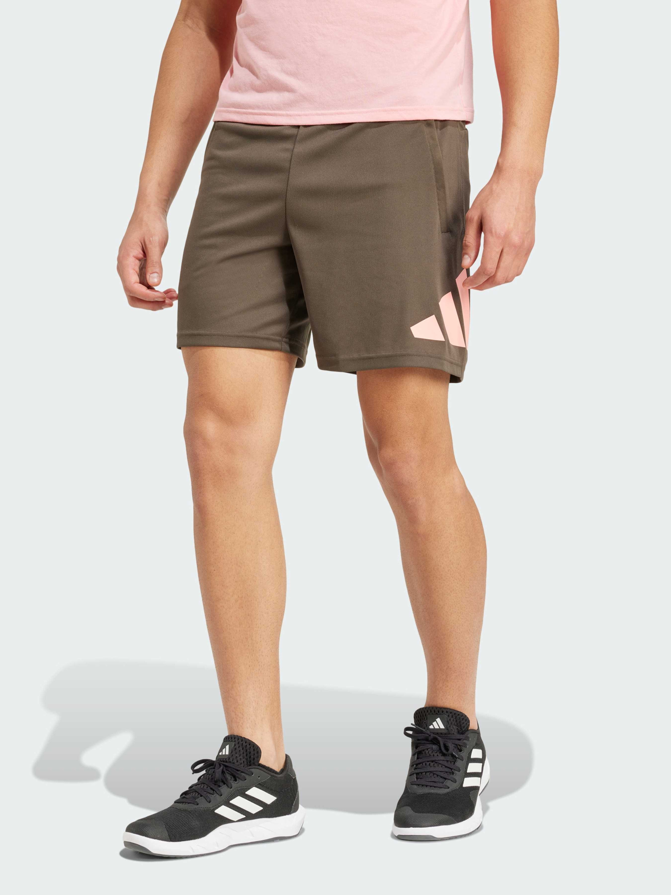 Шорти спортивні Adidas модель IW3407 Фото