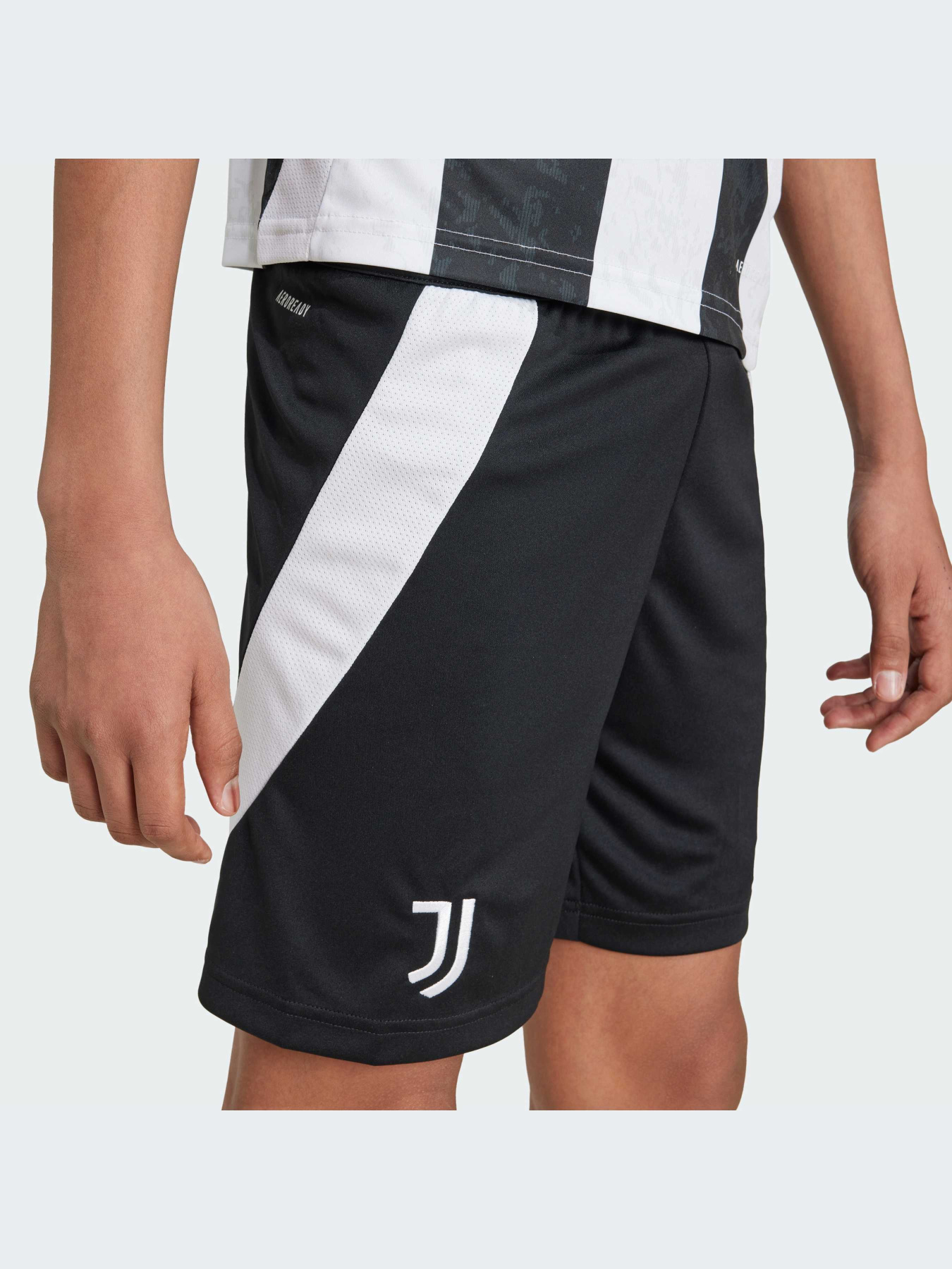 Шорты спортивные Adidas модель IT3553 Фото