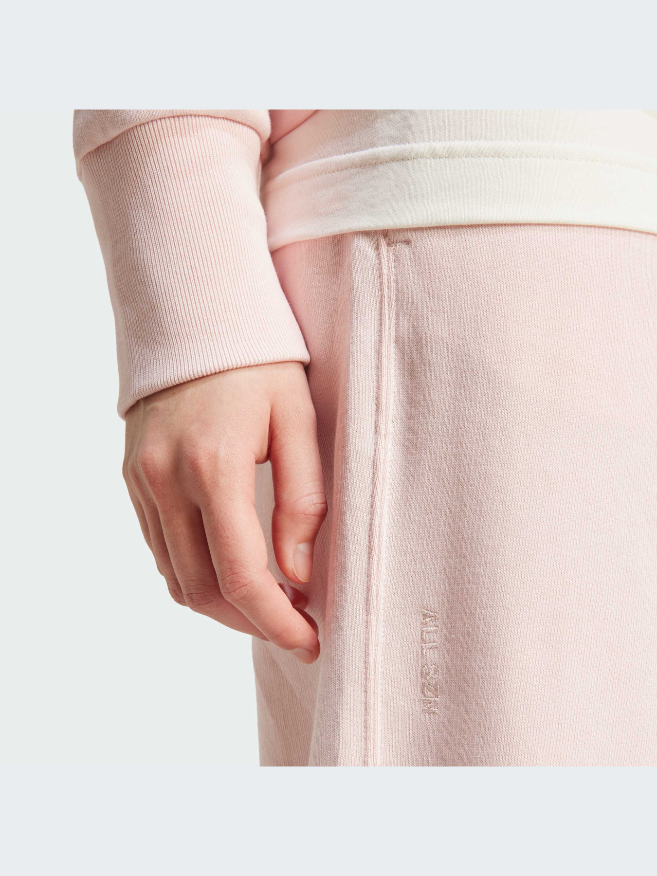 Джоггеры Adidas модель IY6817 Фото