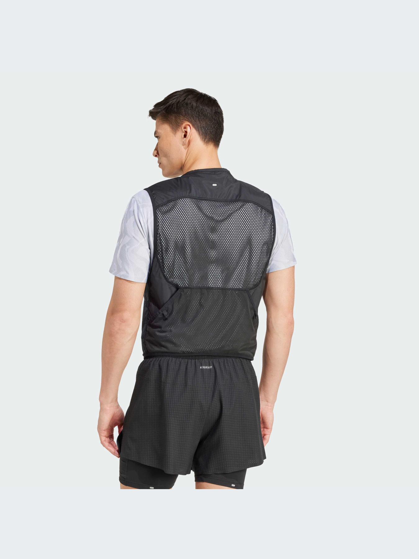 Утепленный жилет Adidas Ultraboost модель JF1479 Утепленный жилет Adidas Ultraboost модель JF1479 Фото