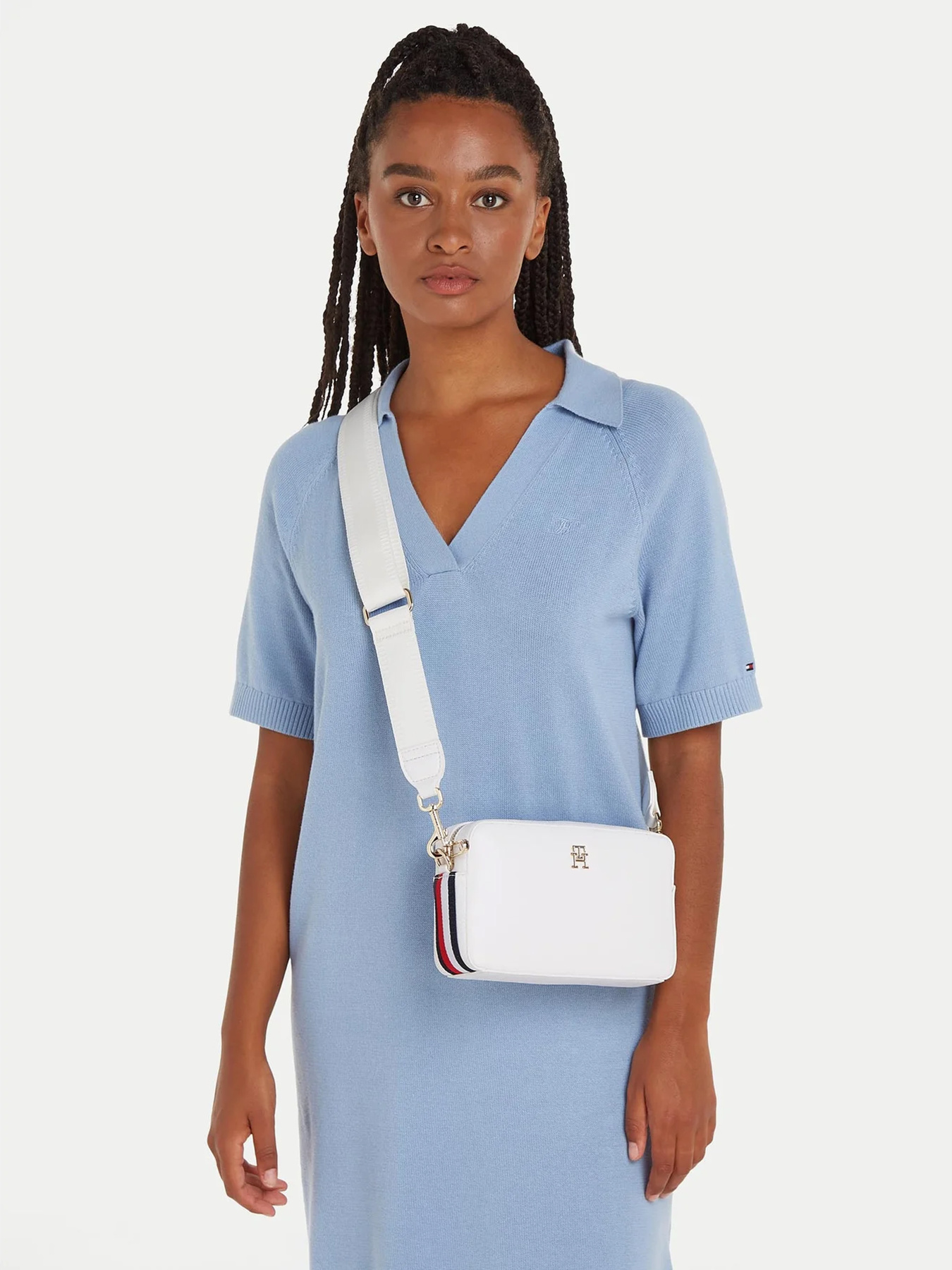 Сумки Tommy Hilfiger модель AW0AW15707-YBL Фото