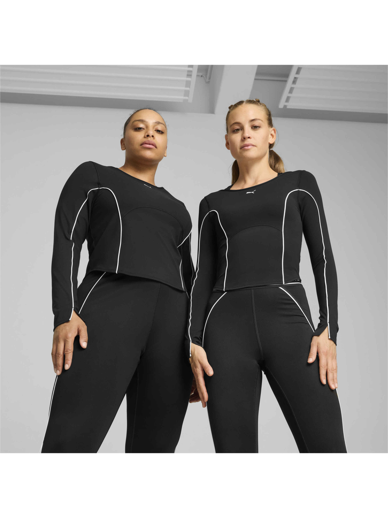 Кофта спортивна PUMA Cloudspun Ls - Shirt модель 525775 Фото