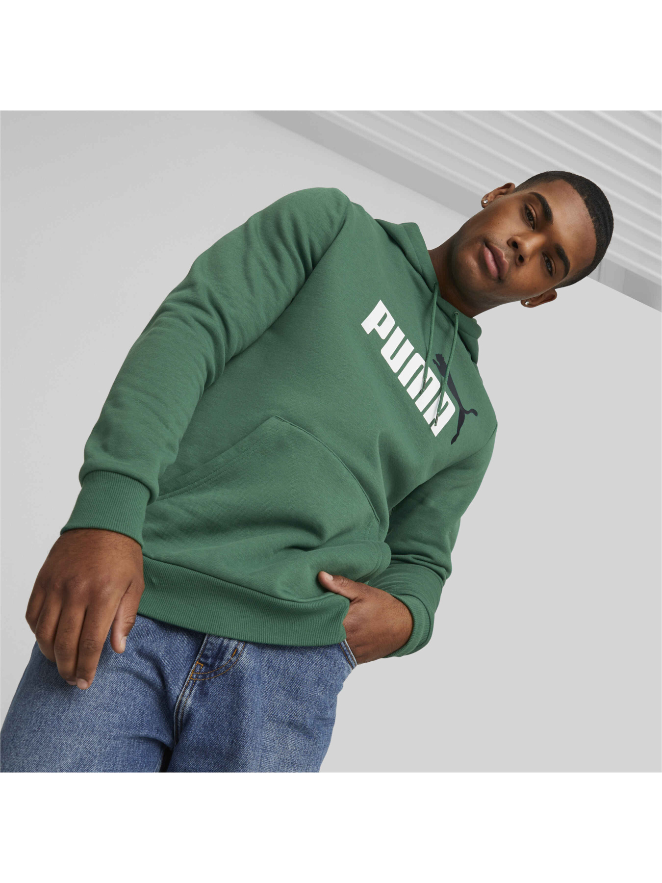 Худи PUMA Ess+ 2 Col Big Logo Hoodie модель 586764 Фото