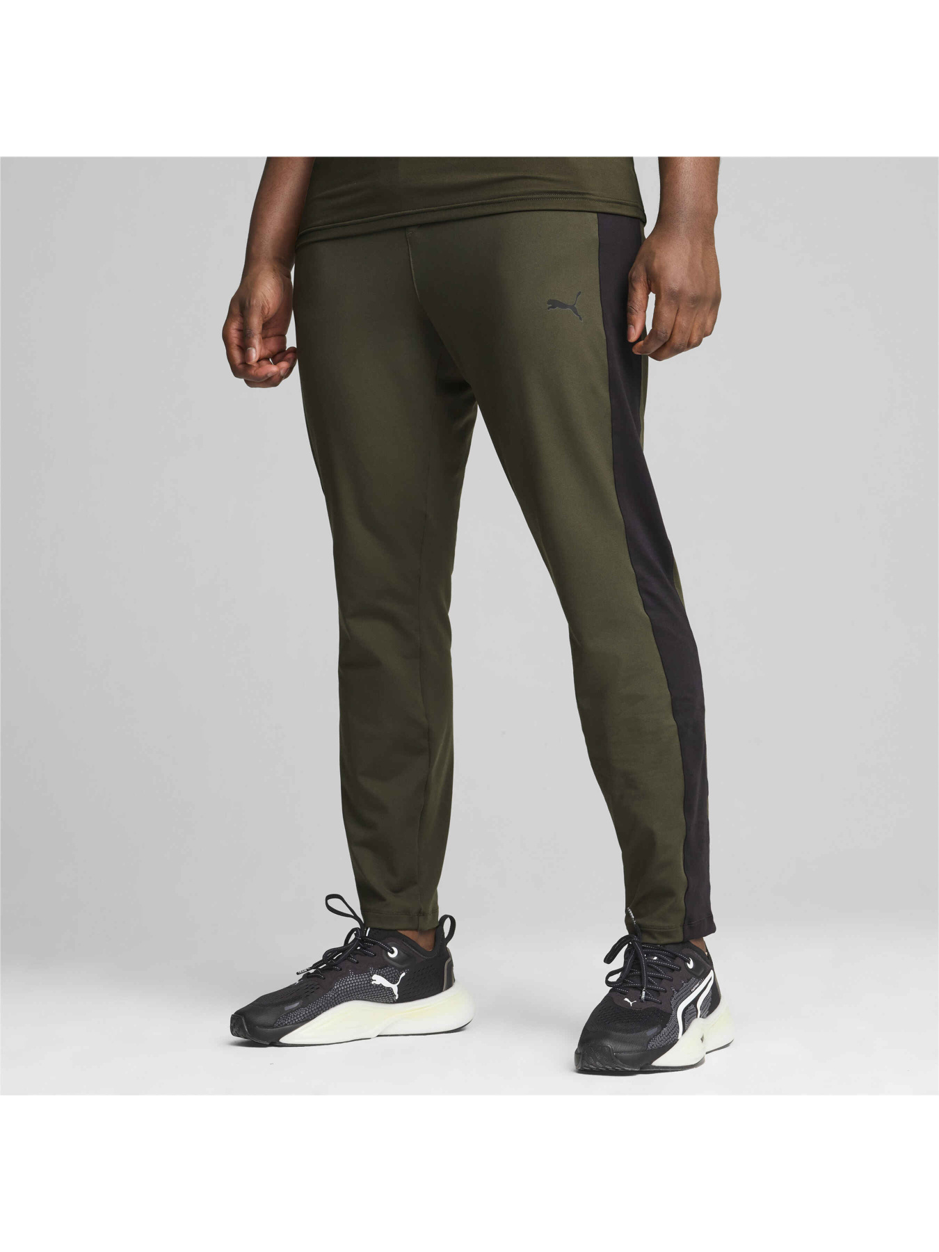 Штаны спортивные PUMA M Cloudspun Jogger модель 525717 Фото
