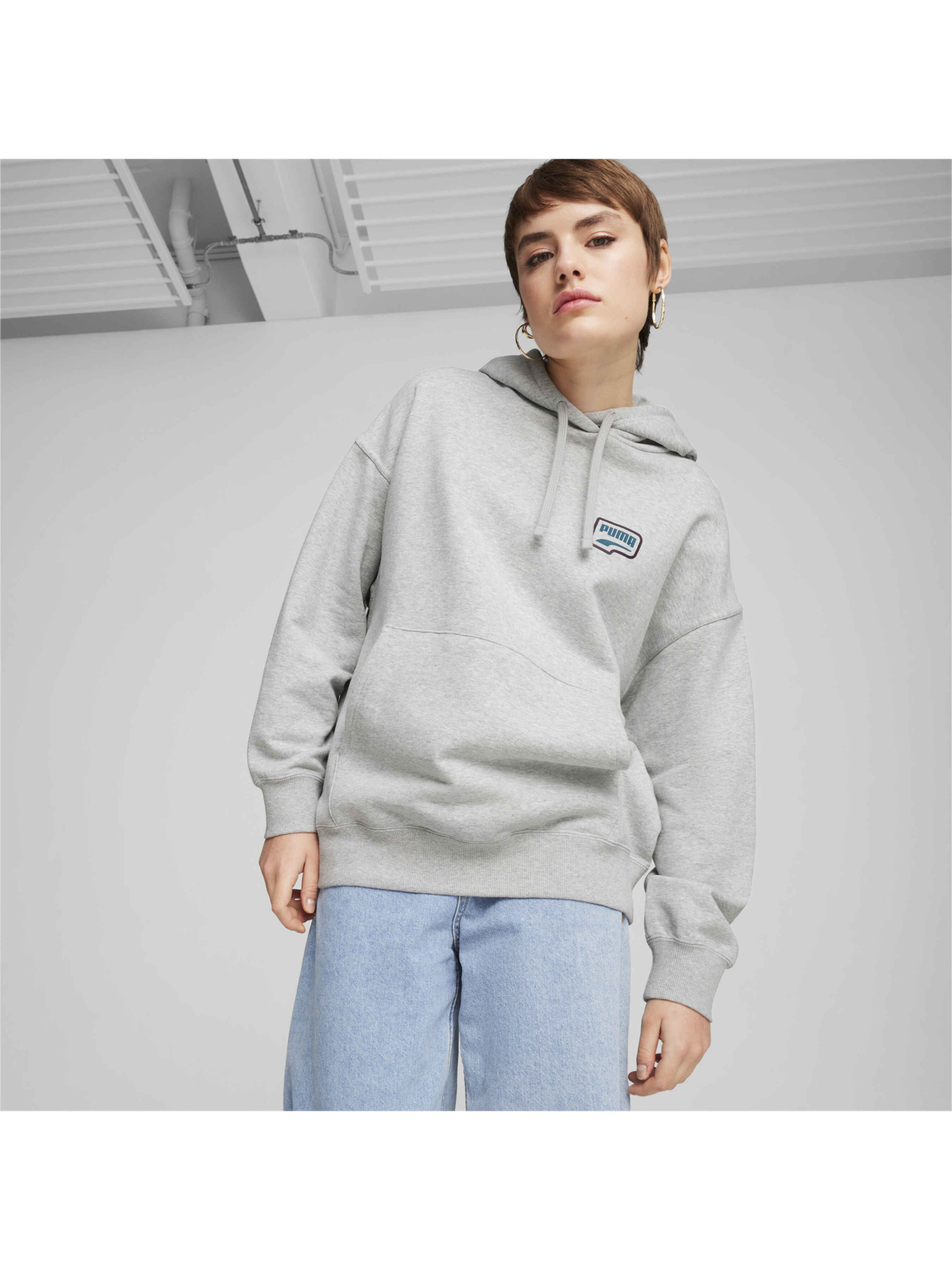 Худи PUMA Downtown Oversized Hoodie модель 626658 Худи PUMA Downtown Oversized Hoodie модель 626658 Фото