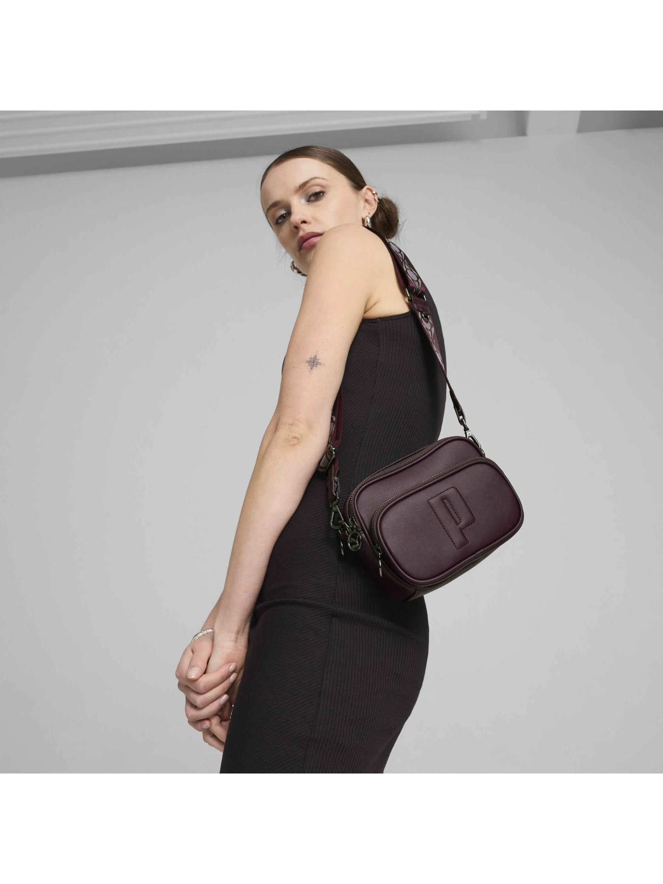 Кросс-боди PUMA Sense M Cross Body Bag модель 090429 Фото
