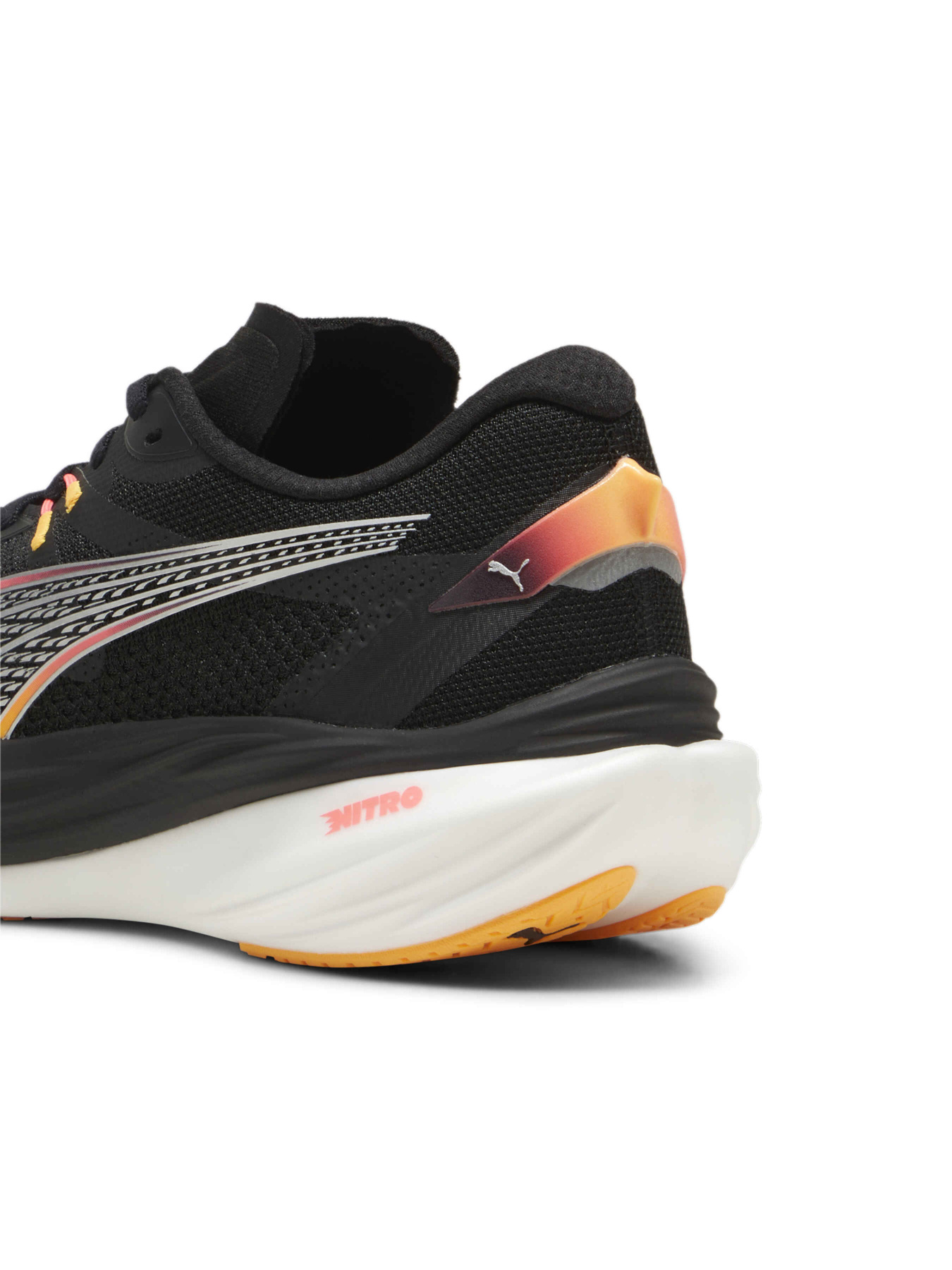 Кросівки для бігу PUMA Deviate Nitro™ 3 модель 309707 Фото