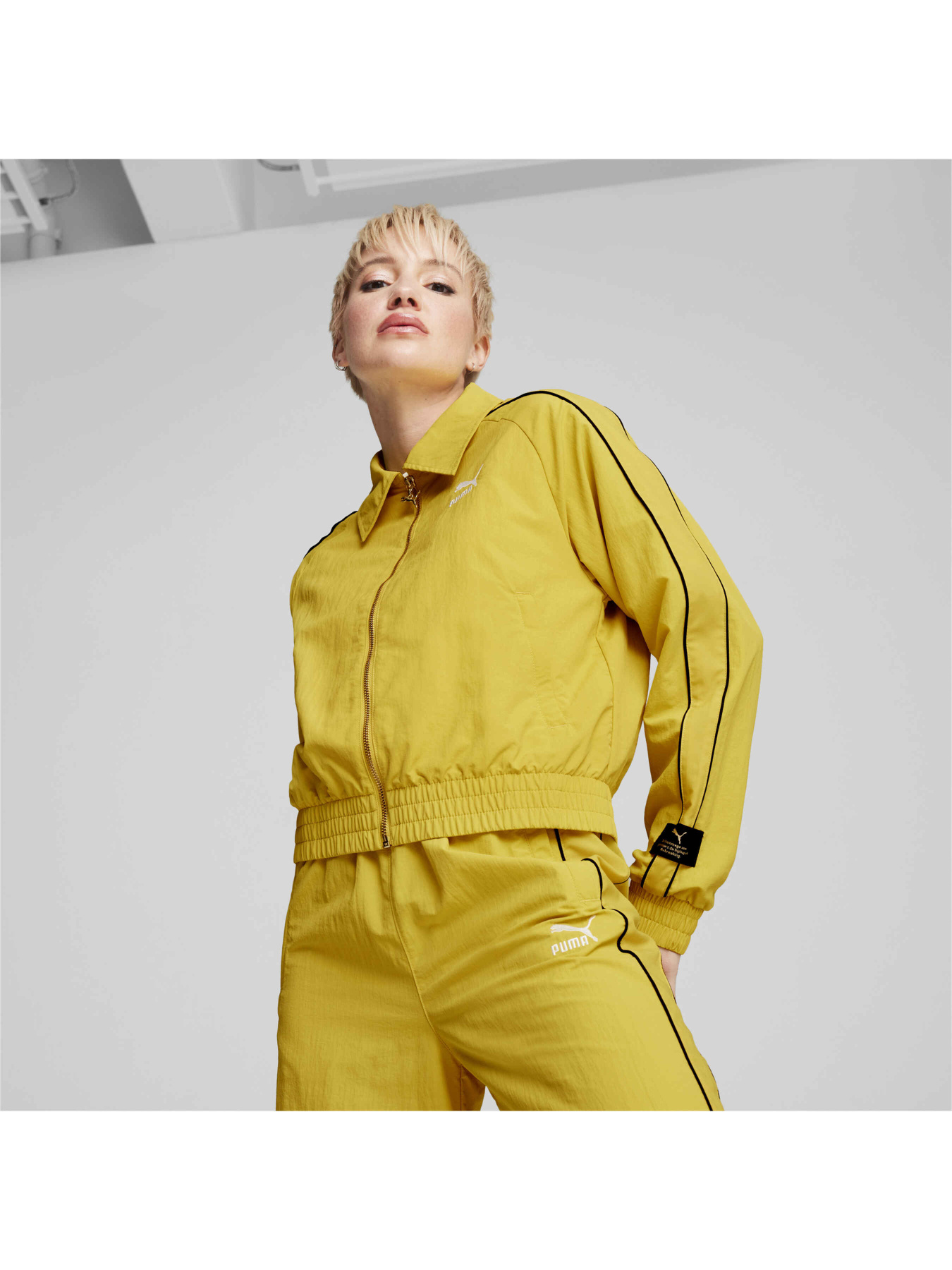 Вітровка PUMA T7 Track Jacket модель 626806 Фото