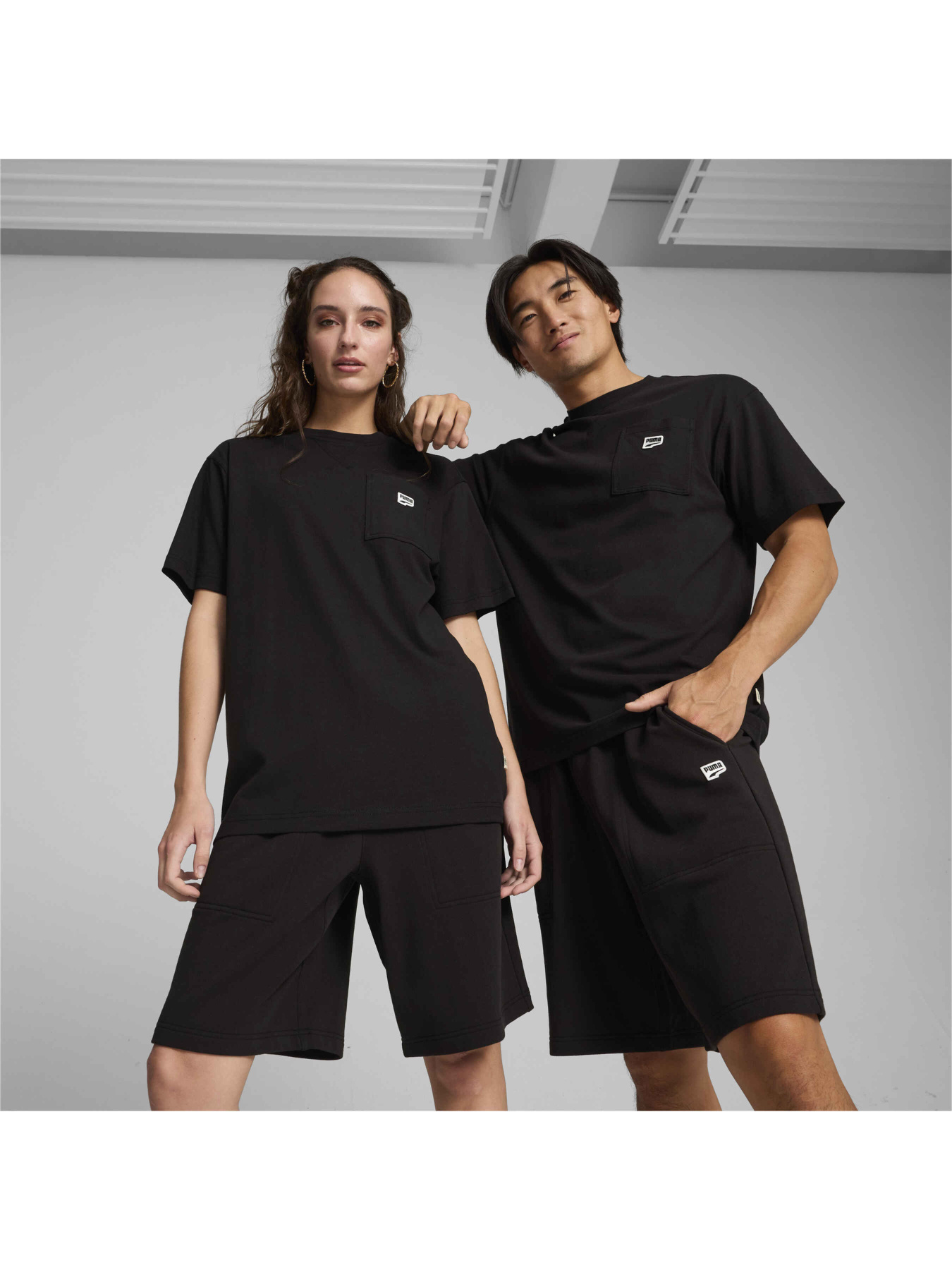 Футболка PUMA Downtown Relaxed Tee модель 626758 Фото