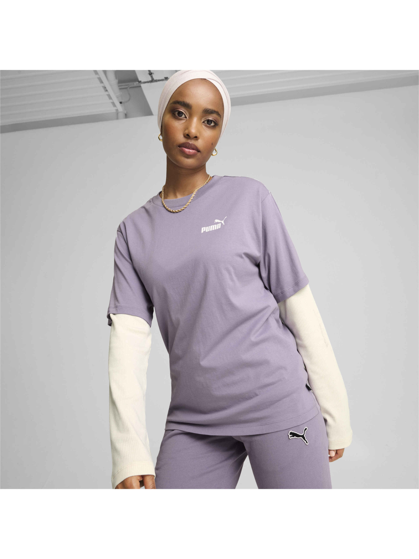 Спортивная футболка PUMA Ess Tape Tee модель 675994 Спортивная футболка PUMA Ess Tape Tee модель 675994 Фото