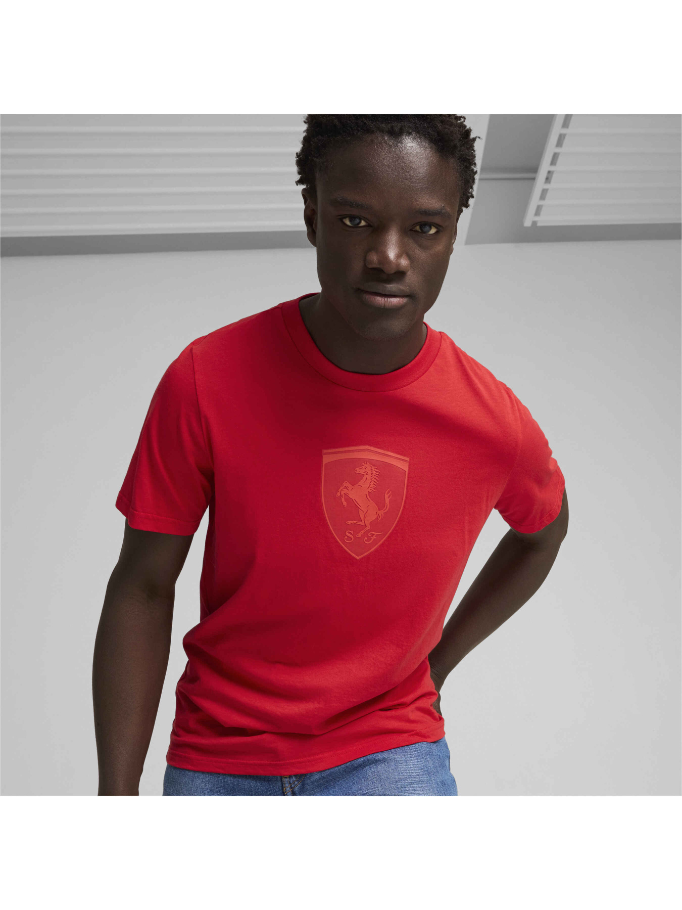 Футболка PUMA Ferrari Race Graphic Tee модель 627052 Фото