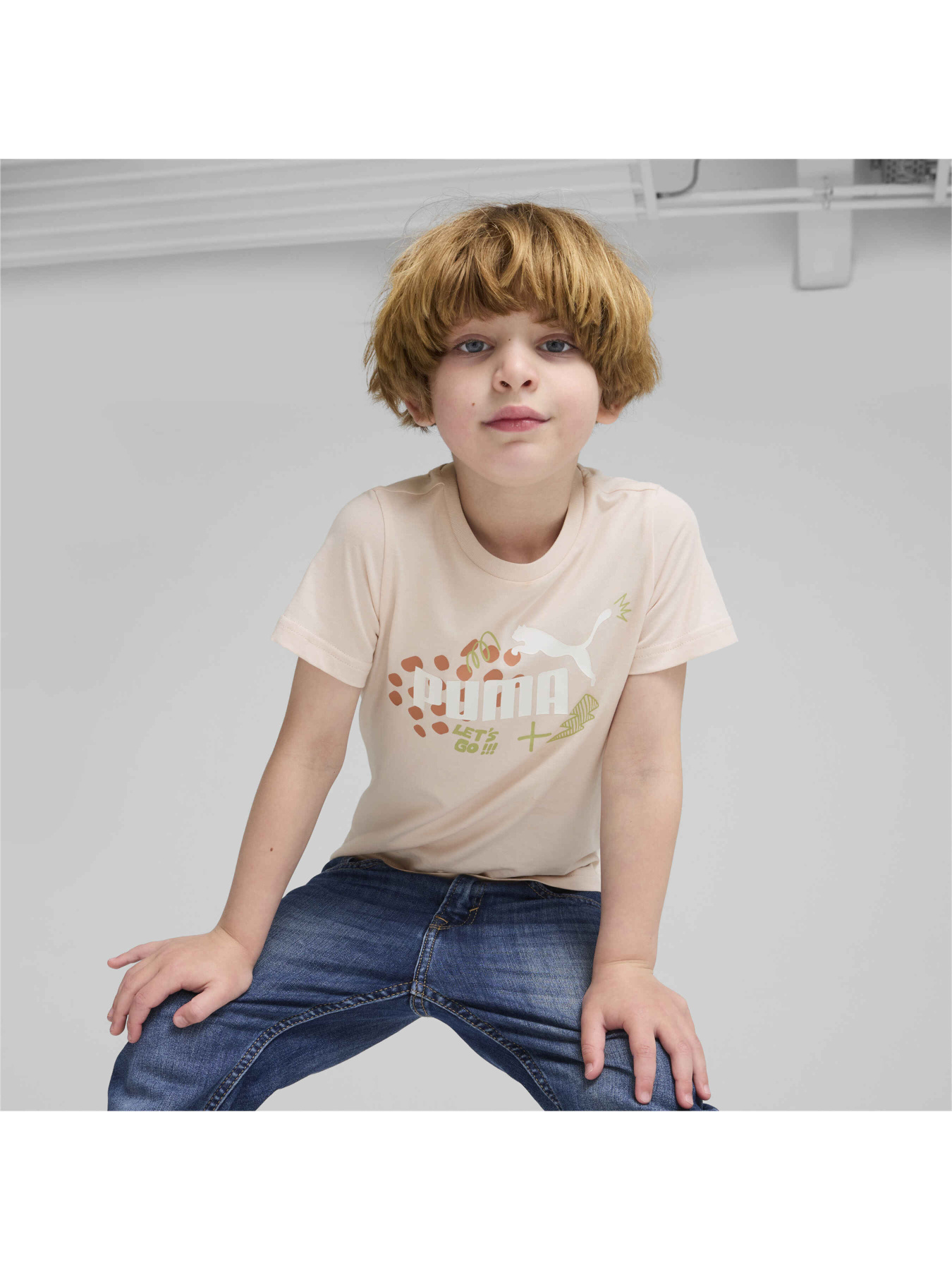 Футболка PUMA Ess+ Fc Tee модель 681880 Фото