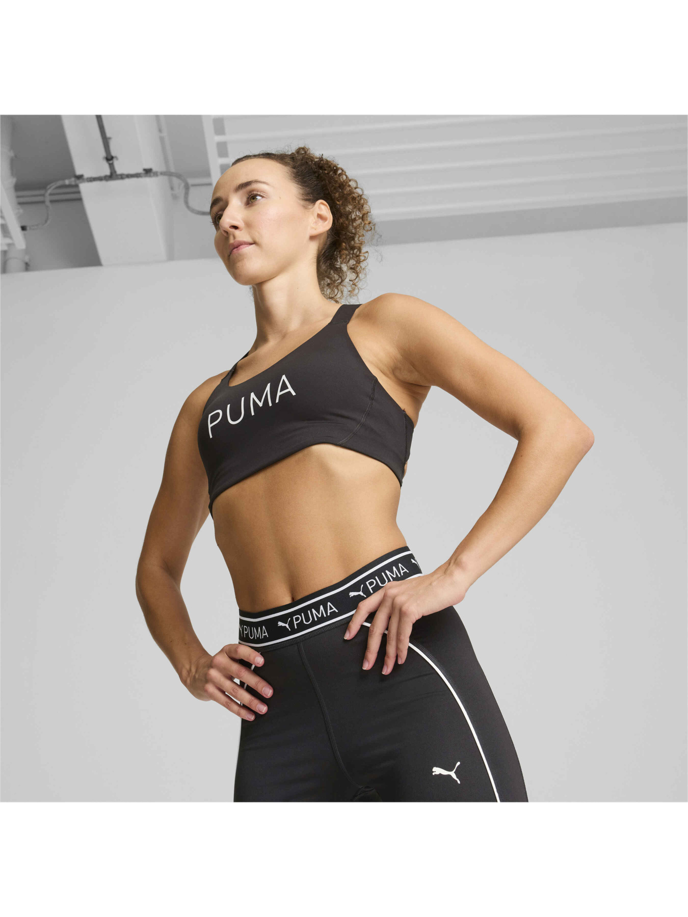 Топ спортивний PUMA 4keeps Eversculpt Bra модель 524785 Фото