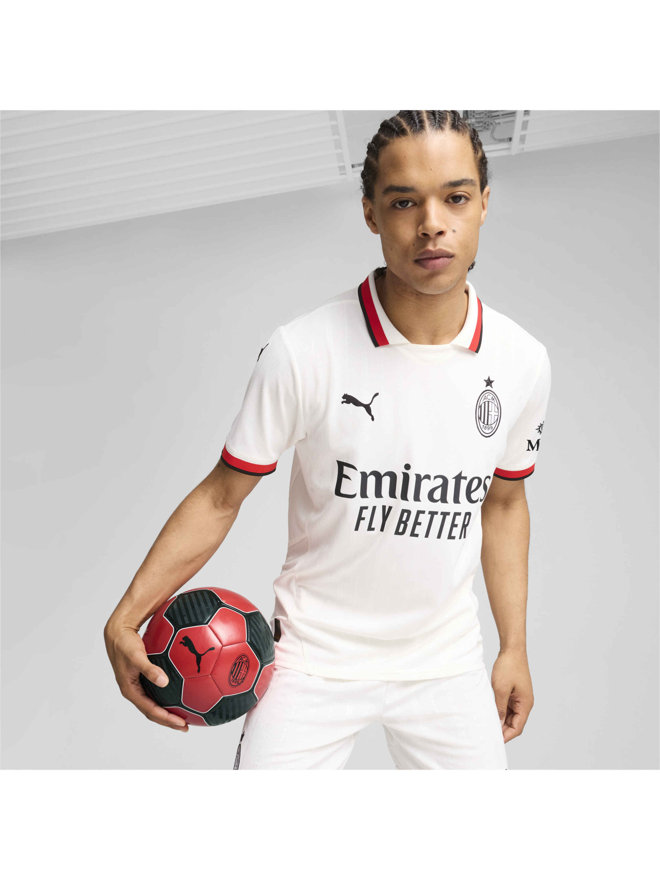 Спортивная футболка PUMA Acm Away Jersey Replica модель 775015 Спортивная футболка PUMA Acm Away Jersey Replica модель 775015 Фото