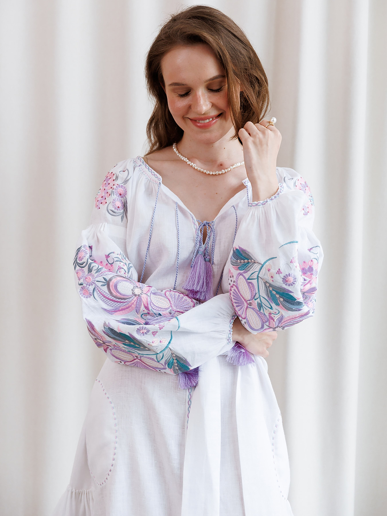 Вишита сукня Embroidered Gem модель 052411 Фото