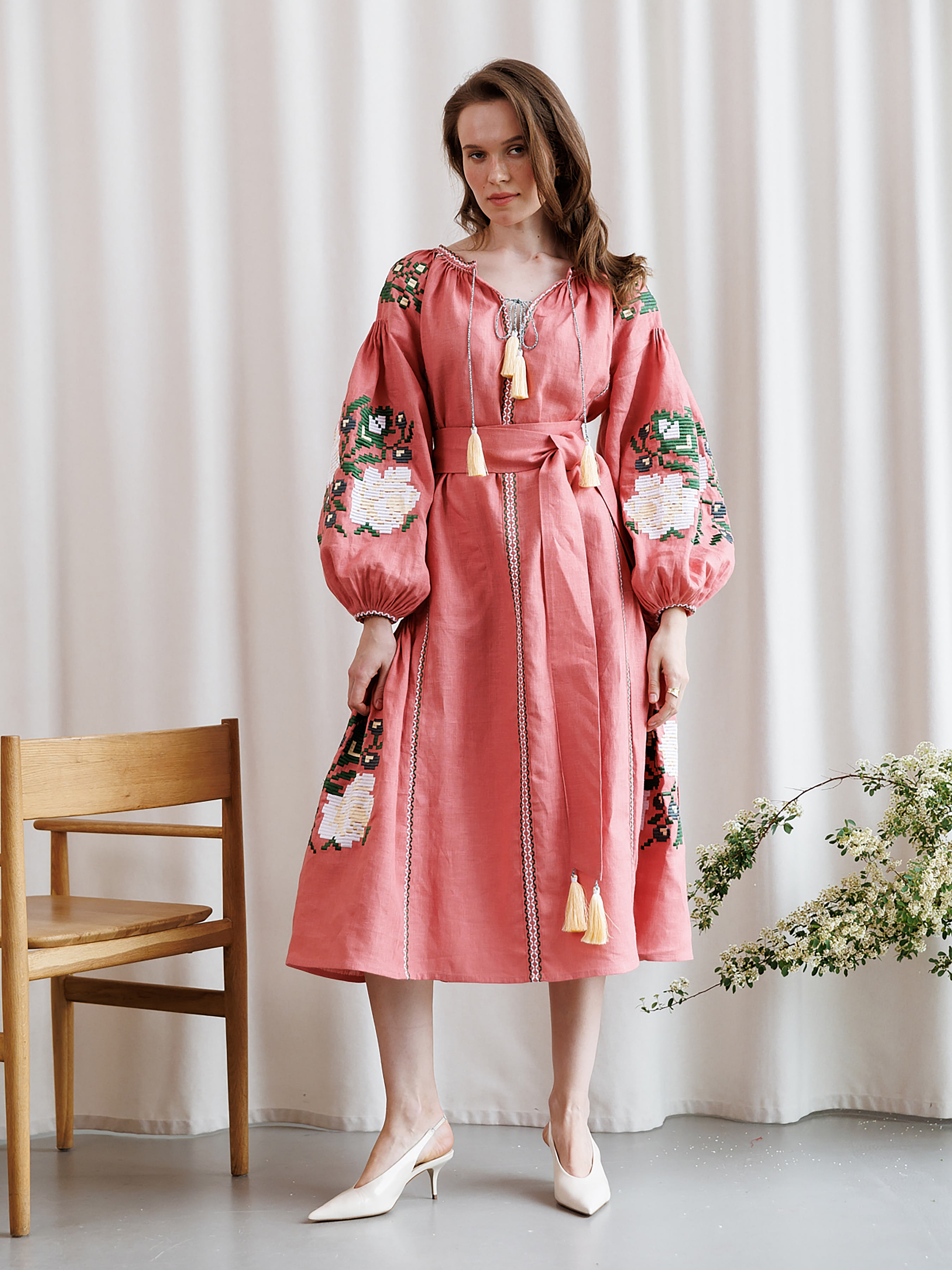 Лляна Жіноча Вишита сукня Embroidered Gem  (mp442478) колір кораловий