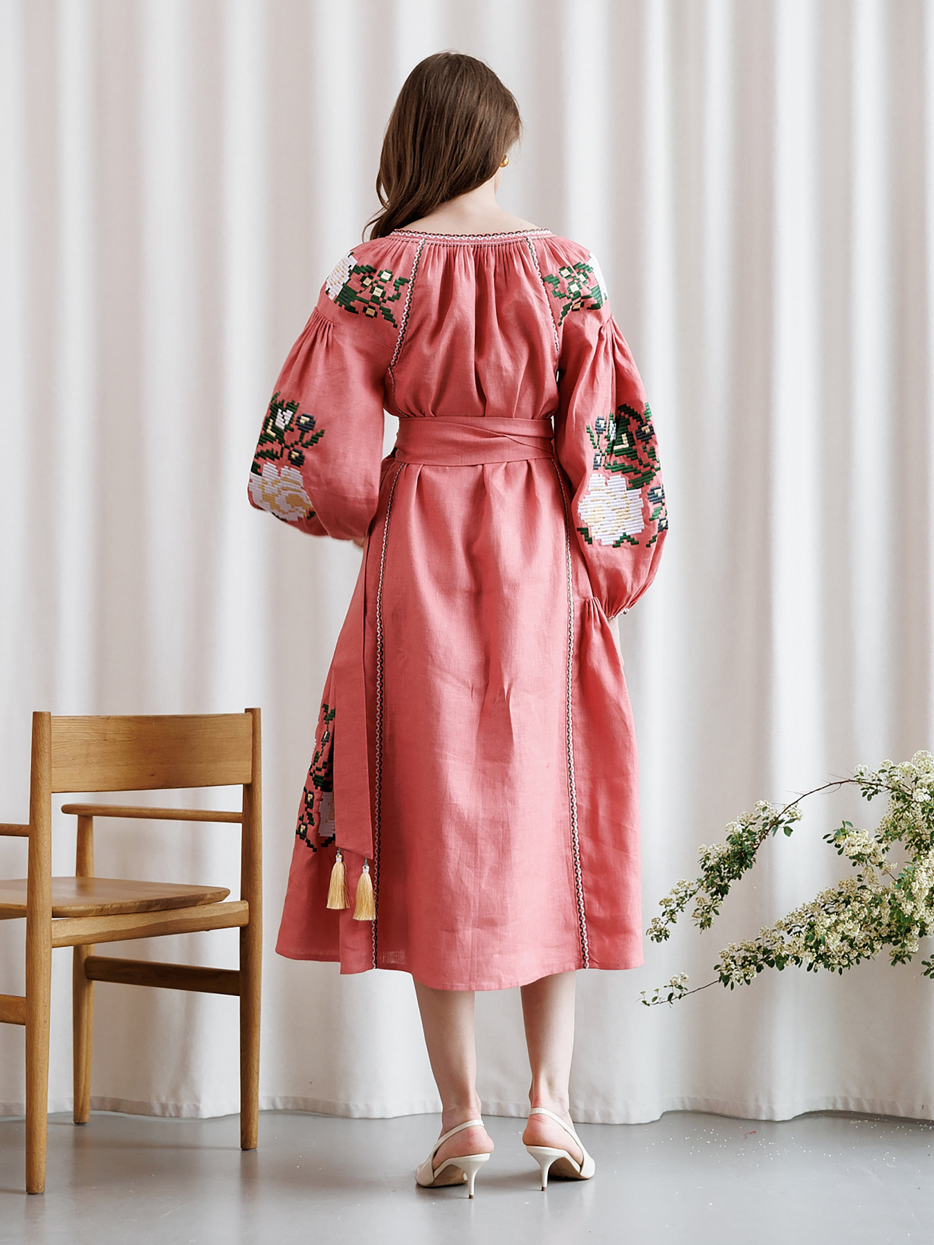 Вишита сукня Embroidered Gem модель 052415 Фото