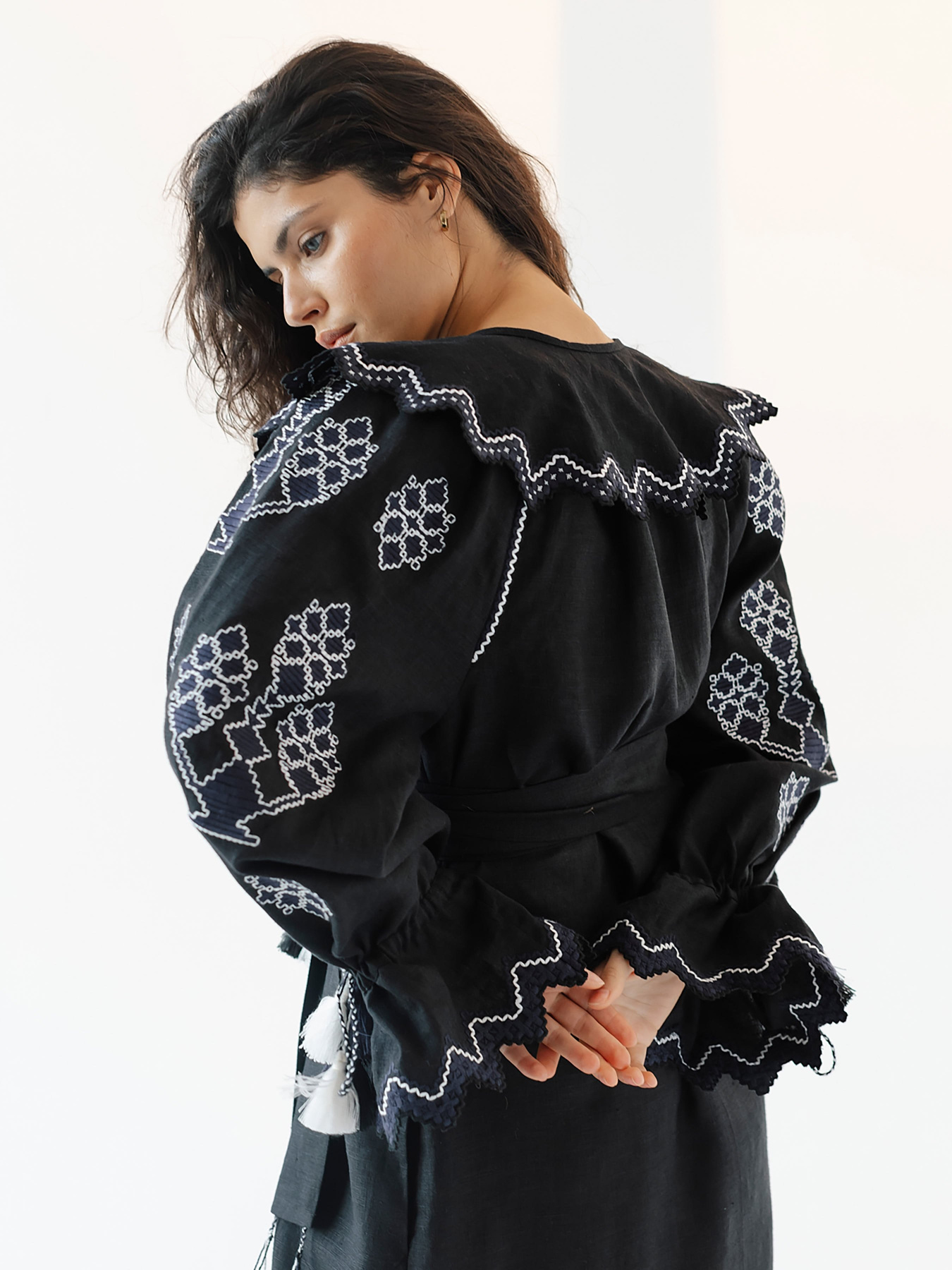 Вышитое платье Embroidered Gem модель 52416 Фото