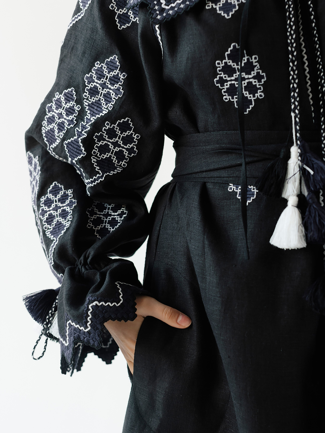 Вышитое платье Embroidered Gem модель 52416 Фото