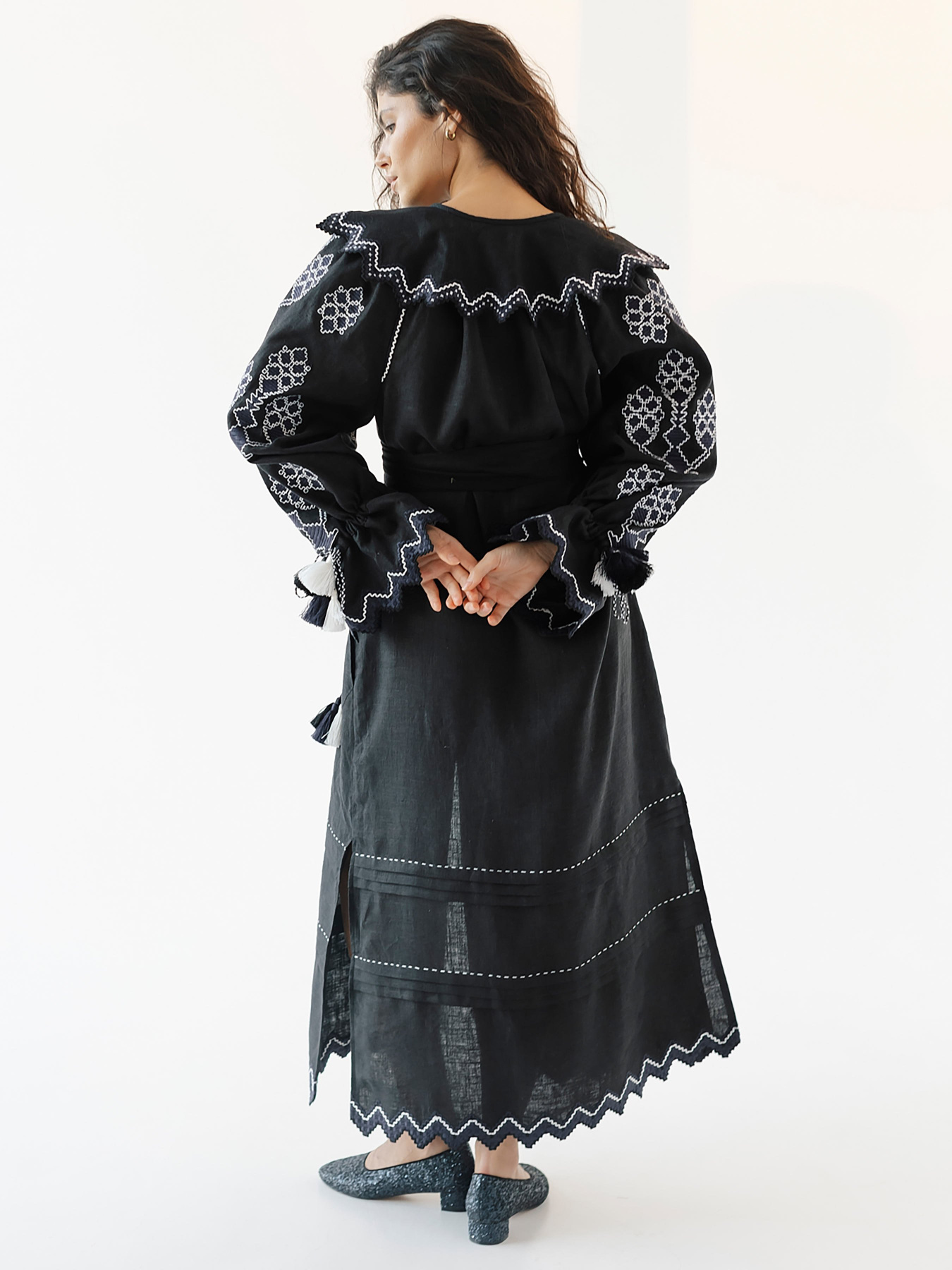 Вишита сукня Embroidered Gem модель 52416 Фото