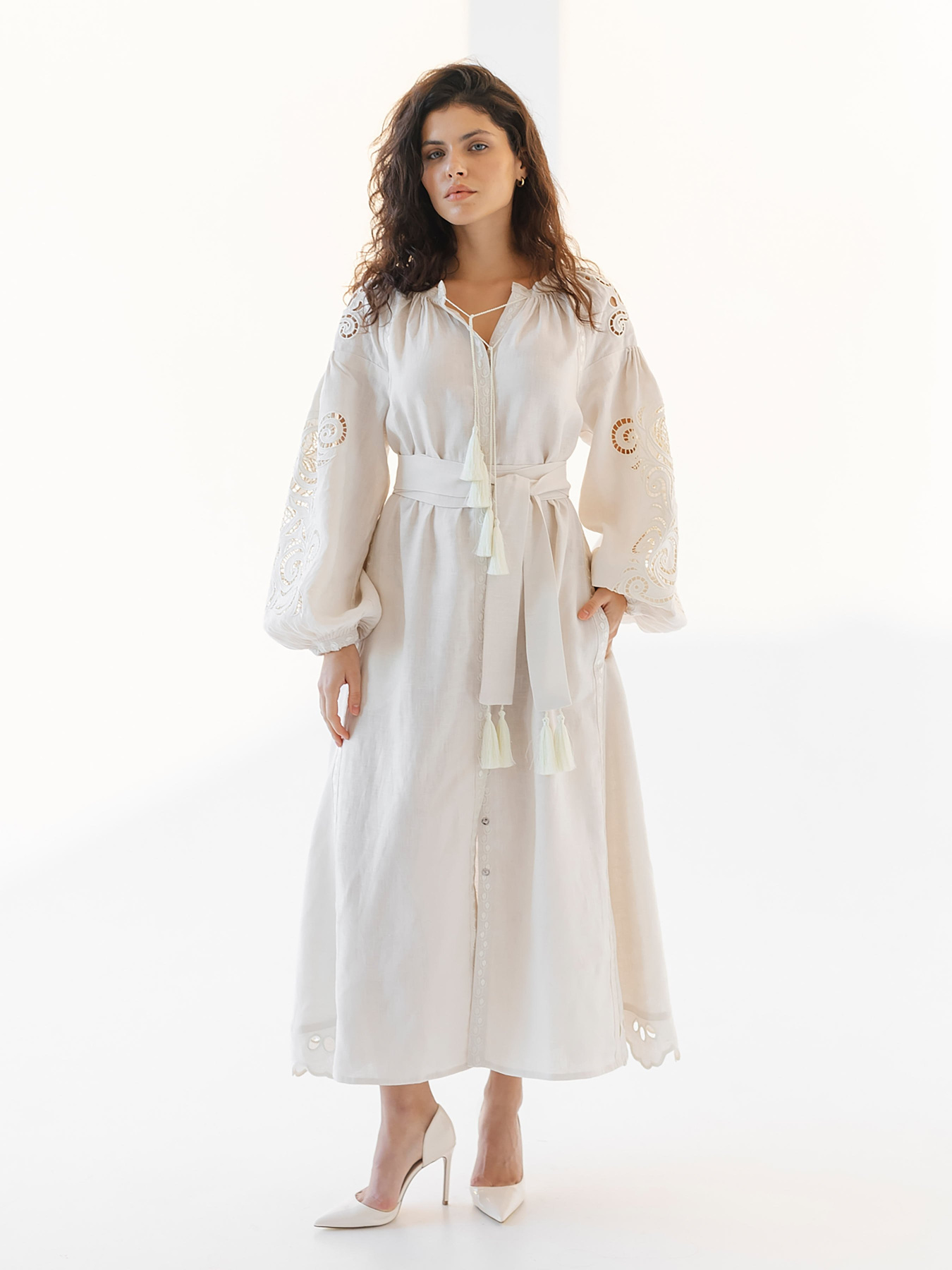 Вишита сукня Embroidered Gem модель 524256 Фото