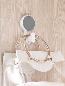 Гачок клейкий пластиковий білий MBM HOME модель BP-6 WHITE Гачок клейкий пластиковий білий MBM HOME модель BP-6 WHITE Фото