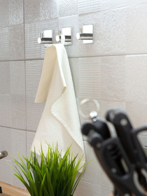 Крючок квадратный клеящийся из полированной нержавеющей стали MBM MY HOME модель HSS-502S PSS Фото