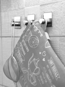 Гачок квадратний клейкий з полірованої нержавіючої сталі MBM HOME модель HSS-502S PSS Гачок квадратний клейкий з полірованої нержавіючої сталі MBM HOME модель HSS-502S PSS Фото