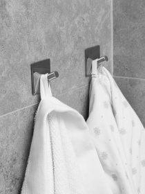 Крючок квадратный клеящийся из полированной нержавеющей стали MBM MY HOME модель HSS-503S PSS Фото