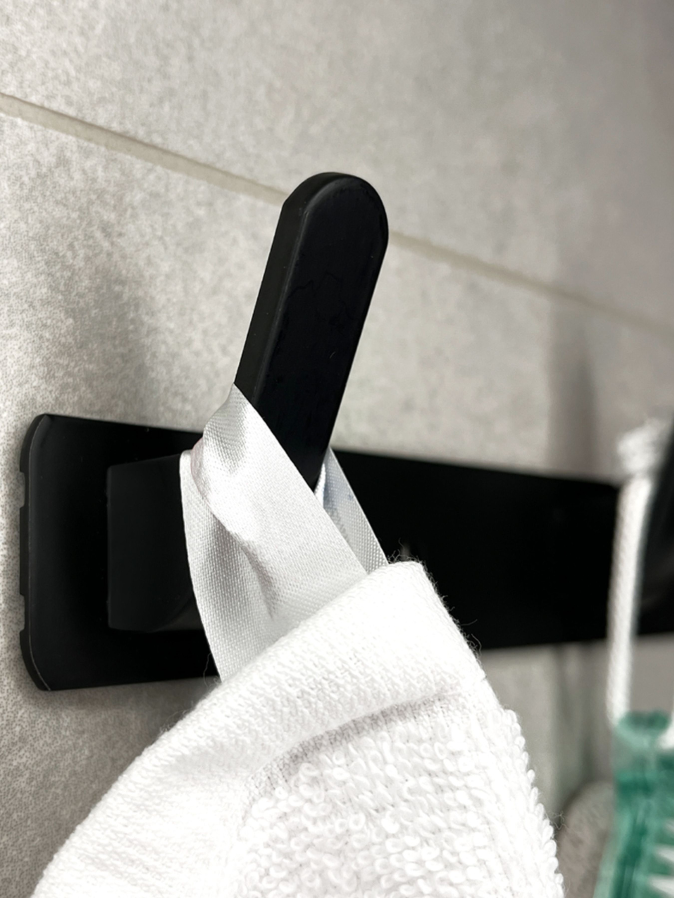 Вішалка на 3 гачки чорна MBM HOME модель HA-01/3 BLACK Вішалка на 3 гачки чорна MBM HOME модель HA-01/3 BLACK Фото