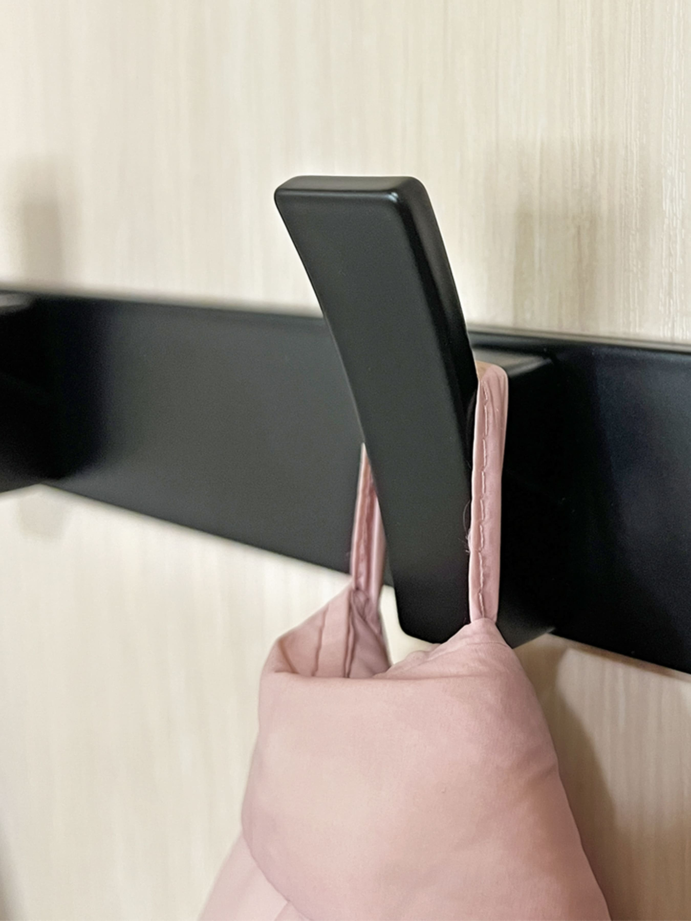 Вешалка на 5 крючков черная MBM MY HOME модель HA-02/5 BLACK Фото