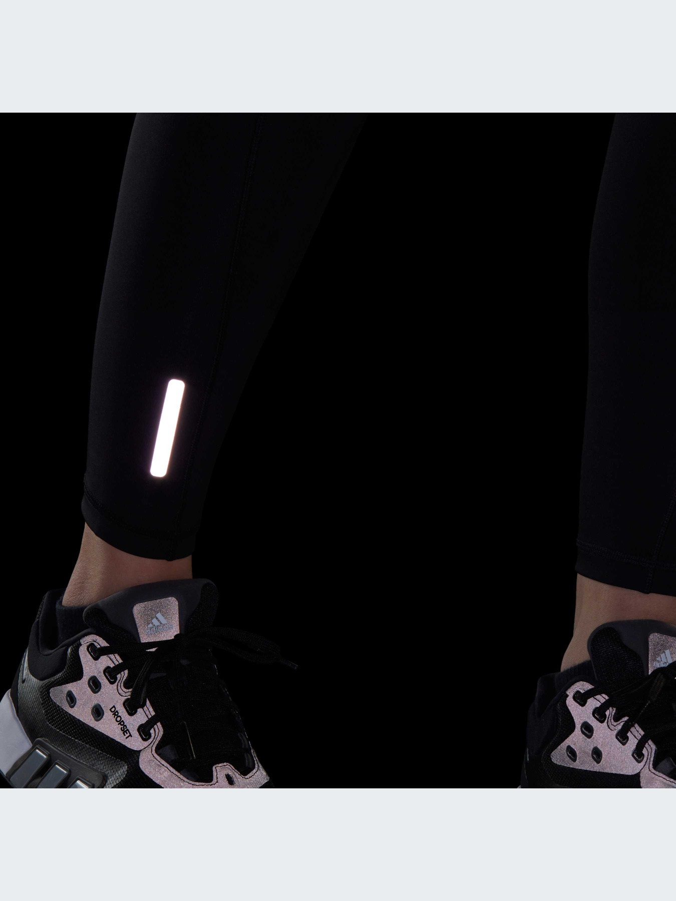 Спортивные леггинсы Adidas модель HY2909 Спортивные леггинсы Adidas модель HY2909 Фото