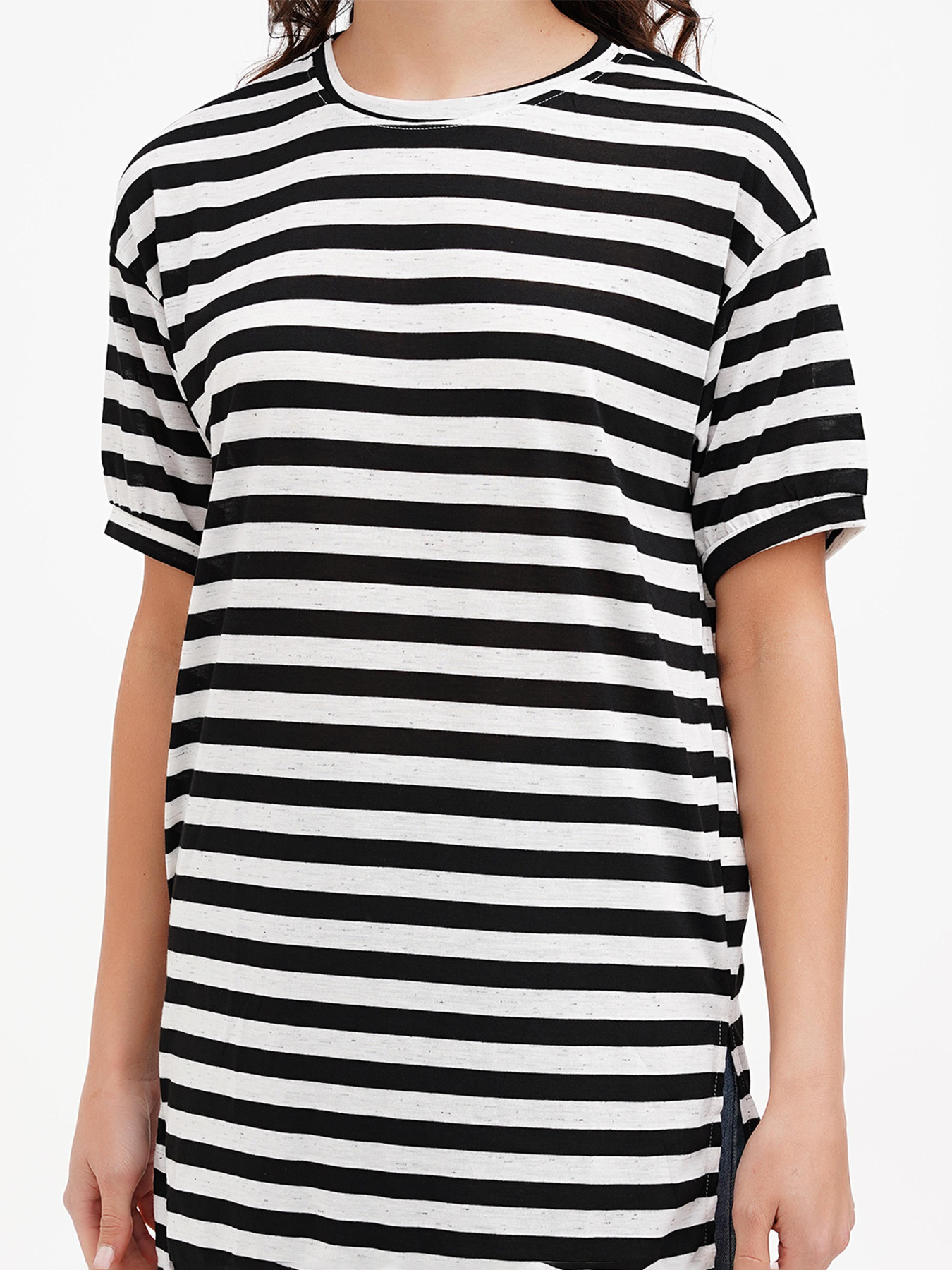 Футболка Sassofono модель A272-SC-1855_чёрный Фото