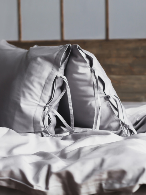 Комплект постельного белья Grey Smoke на завязках с натурального сатина OWLED модель SB1-1001-GSZ Фото