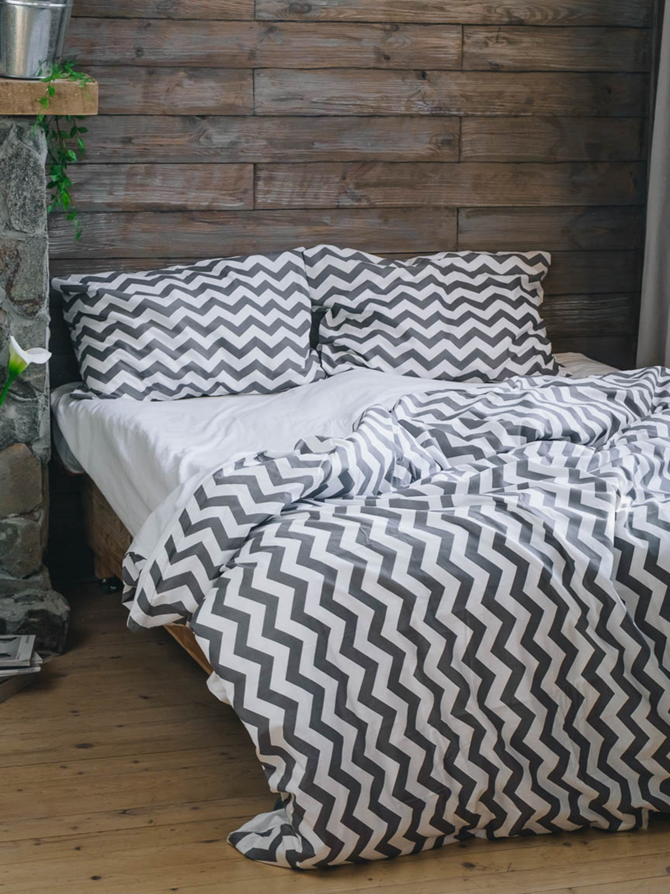 Комплект постільної білизни Dark Zigzag з натуральної бавовни ранфорс OWLED модель RB5-5005-DZ Фото
