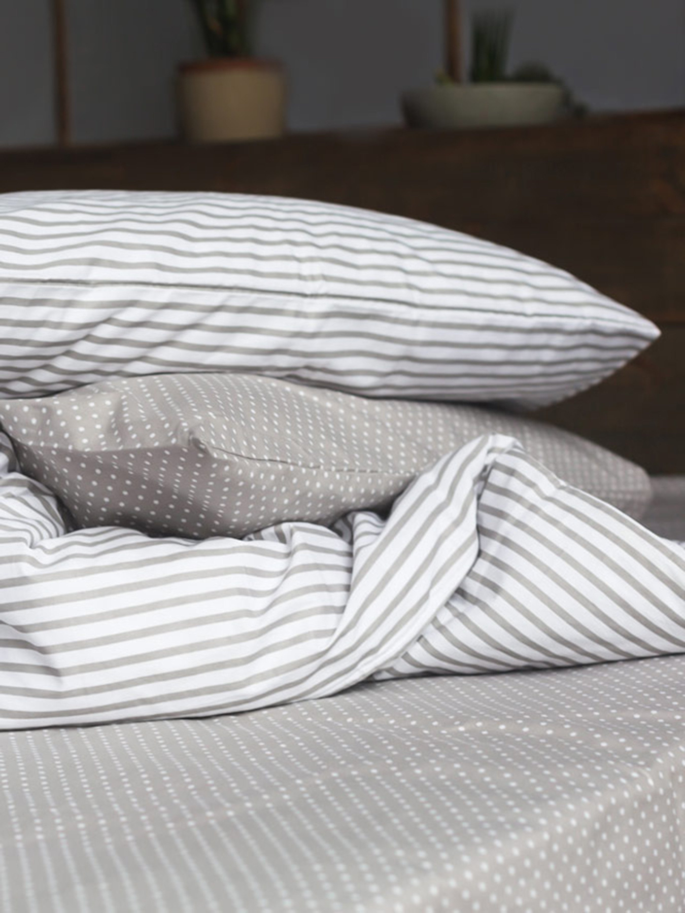 Комплект постельного белья Scandinavian Duet с натурального хлопка ранфорс OWLED модель RB5-5005-SD Комплект постельного белья Scandinavian Duet с натурального хлопка ранфорс OWLED модель RB5-5005-SD Фото