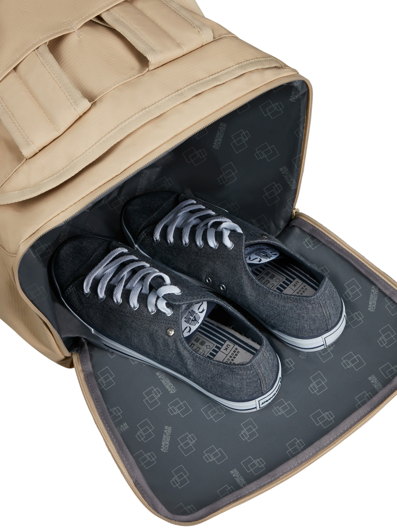 Дорожня сумка American Tourister модель MG405002 Фото