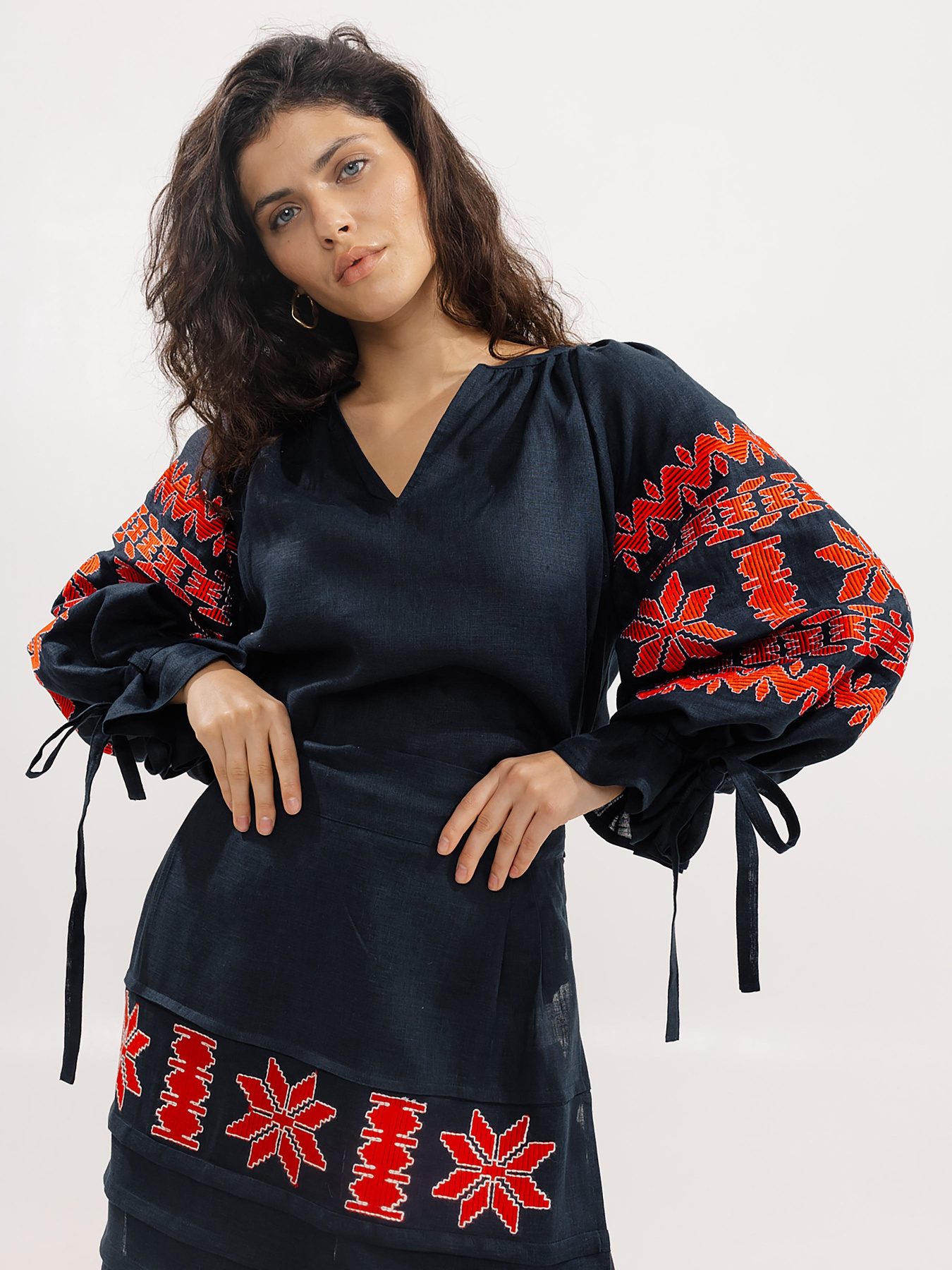 Вишита сорочка Embroidered Gem модель 524191 Фото